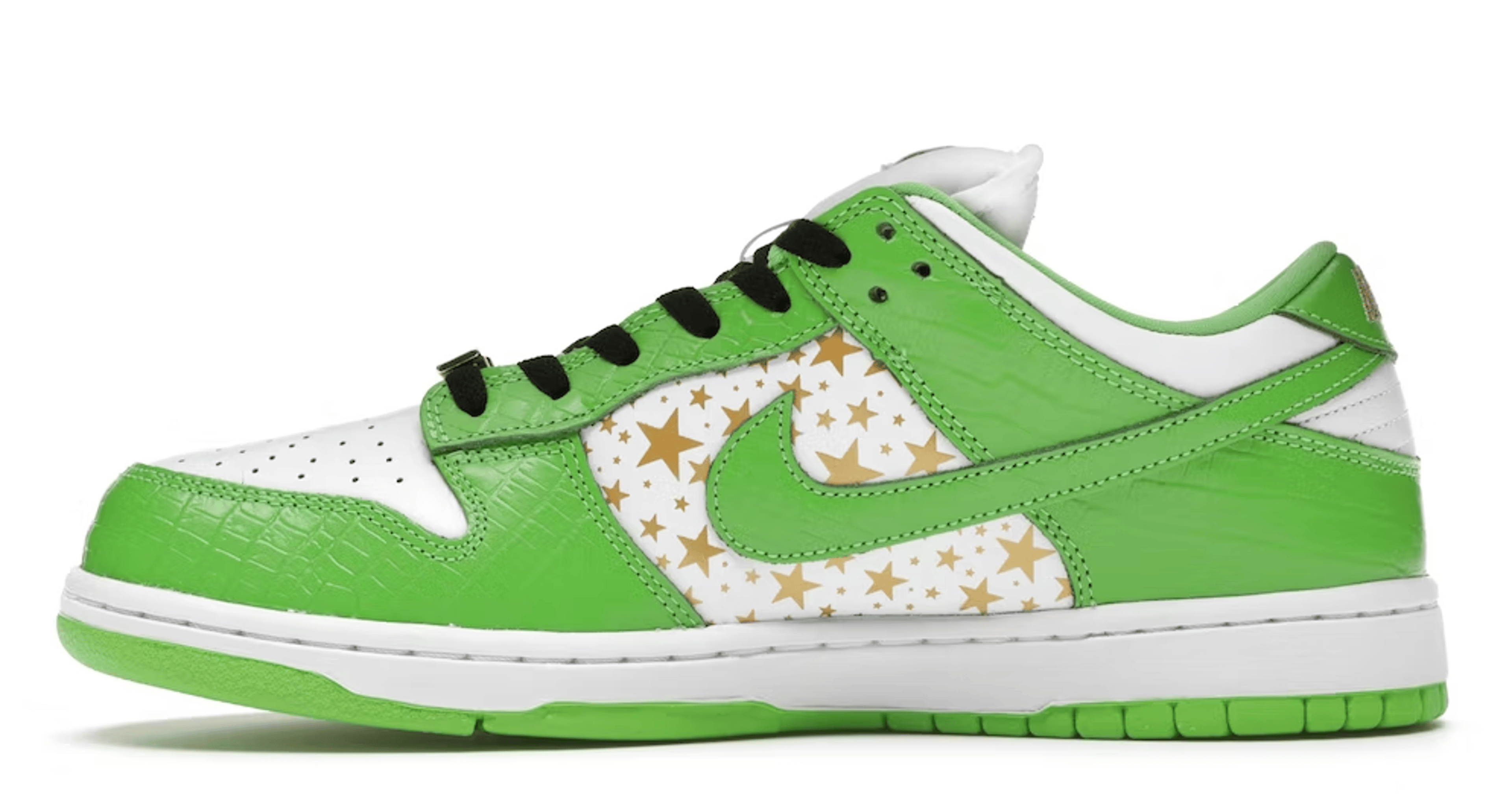 Alternate View 1 of Nike SB Dunk Low Supreme Stars Mean Green (2021)