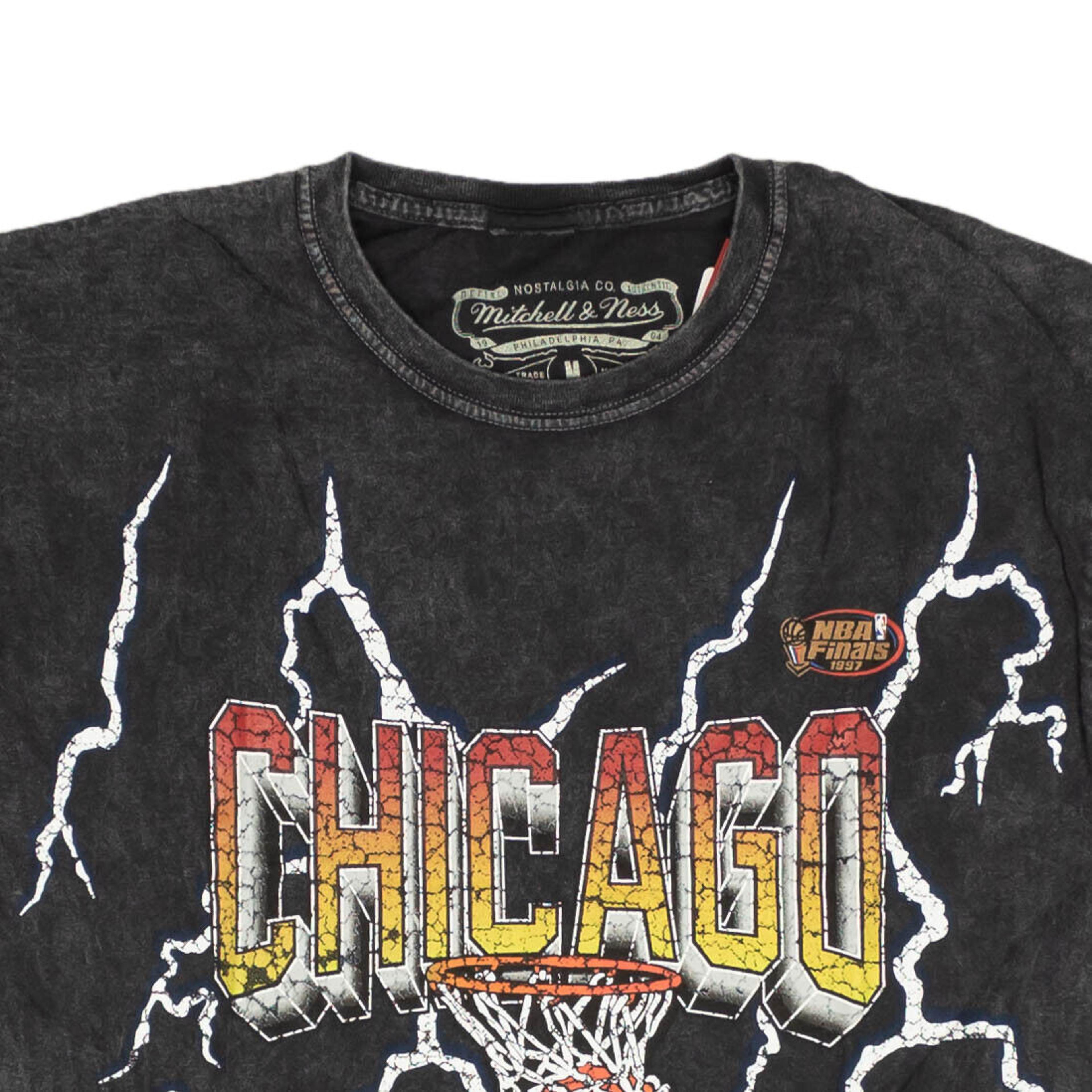 Alternate View 1 of Black NBA Vintage Lightning Chicago Bulls T-Shirt