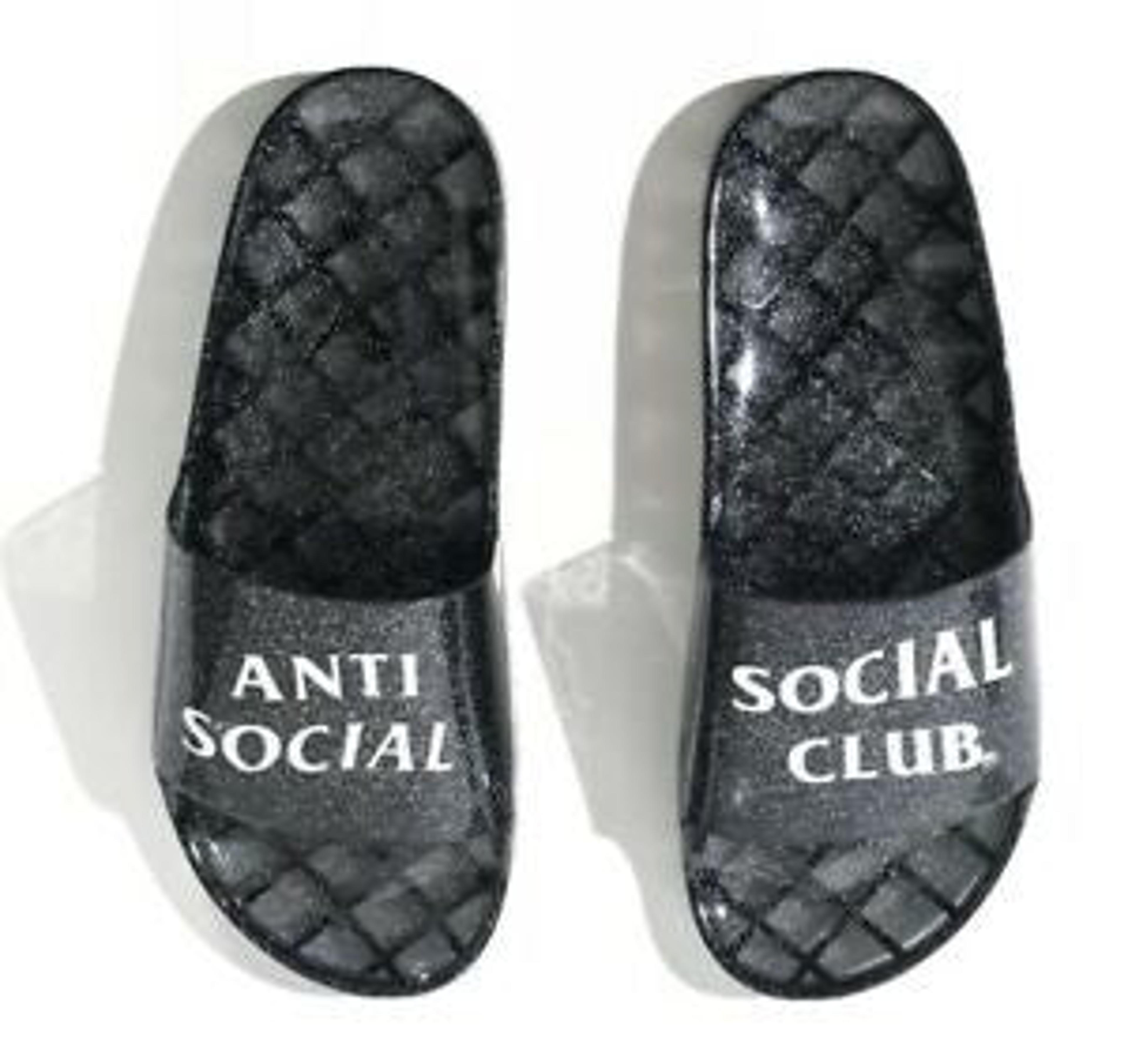Anti Social Social Club Everything Glitters At The Beginning Sli