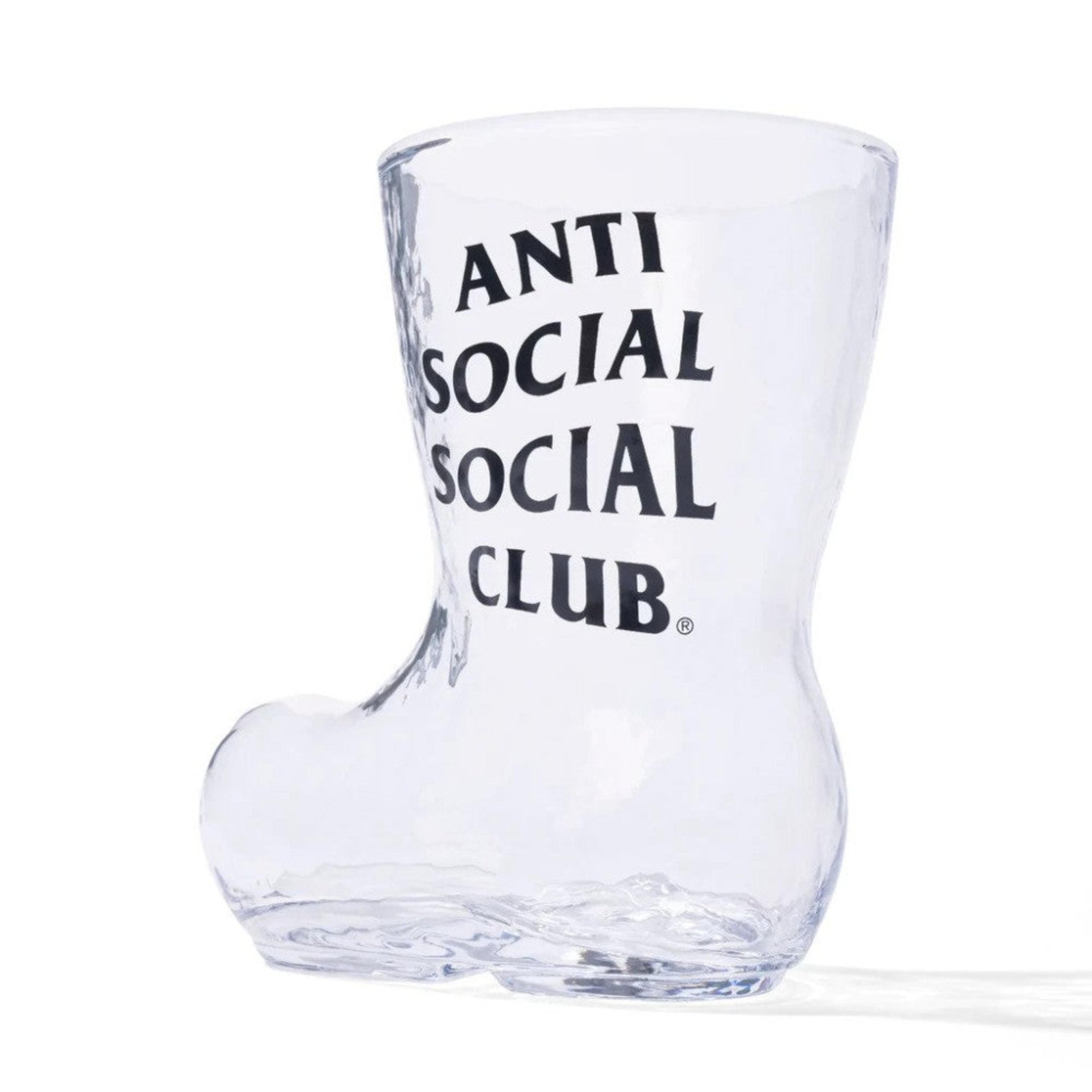 Anti Social Social Club Munchen Clear