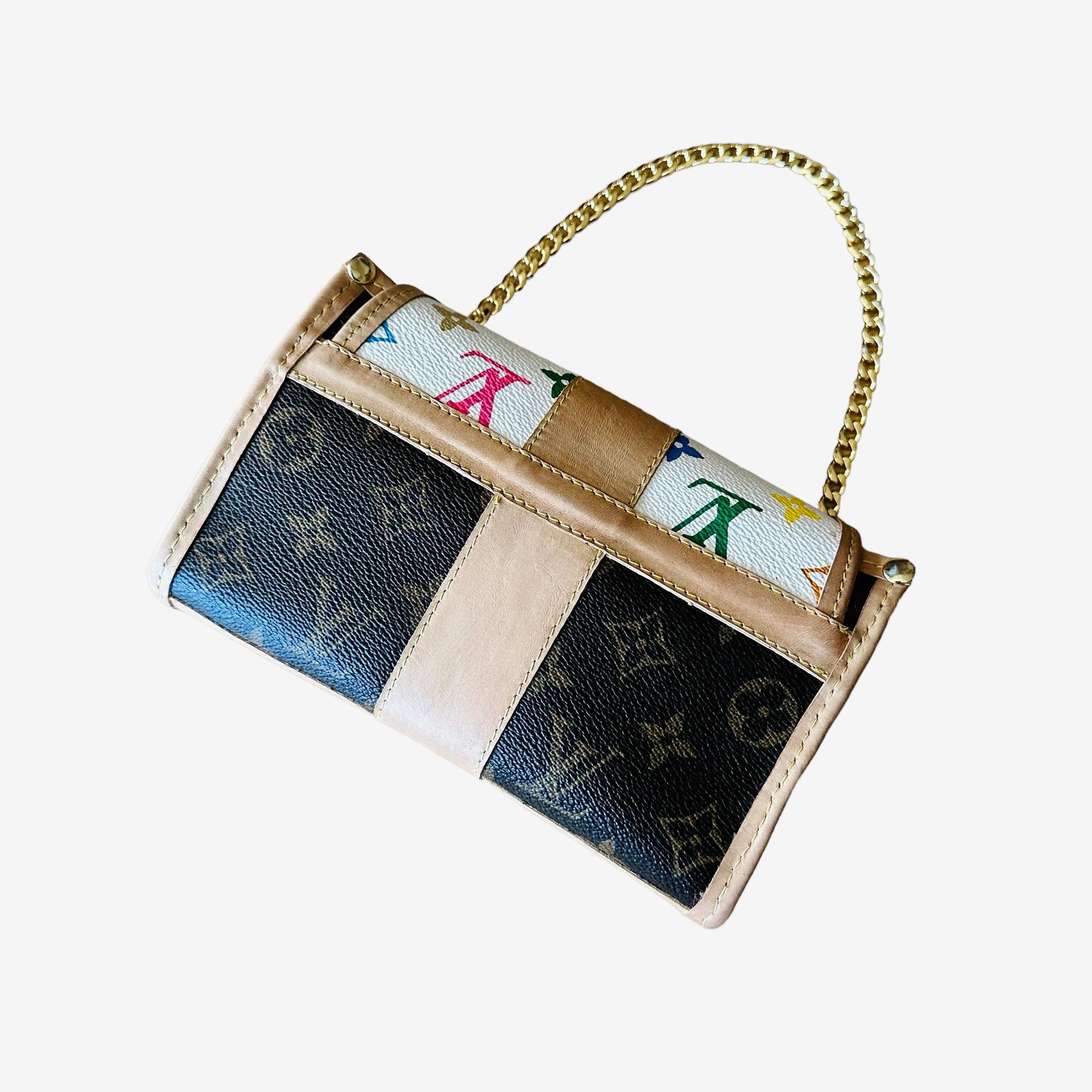 Louis Vuitton lv twist V buckle clutch wallet