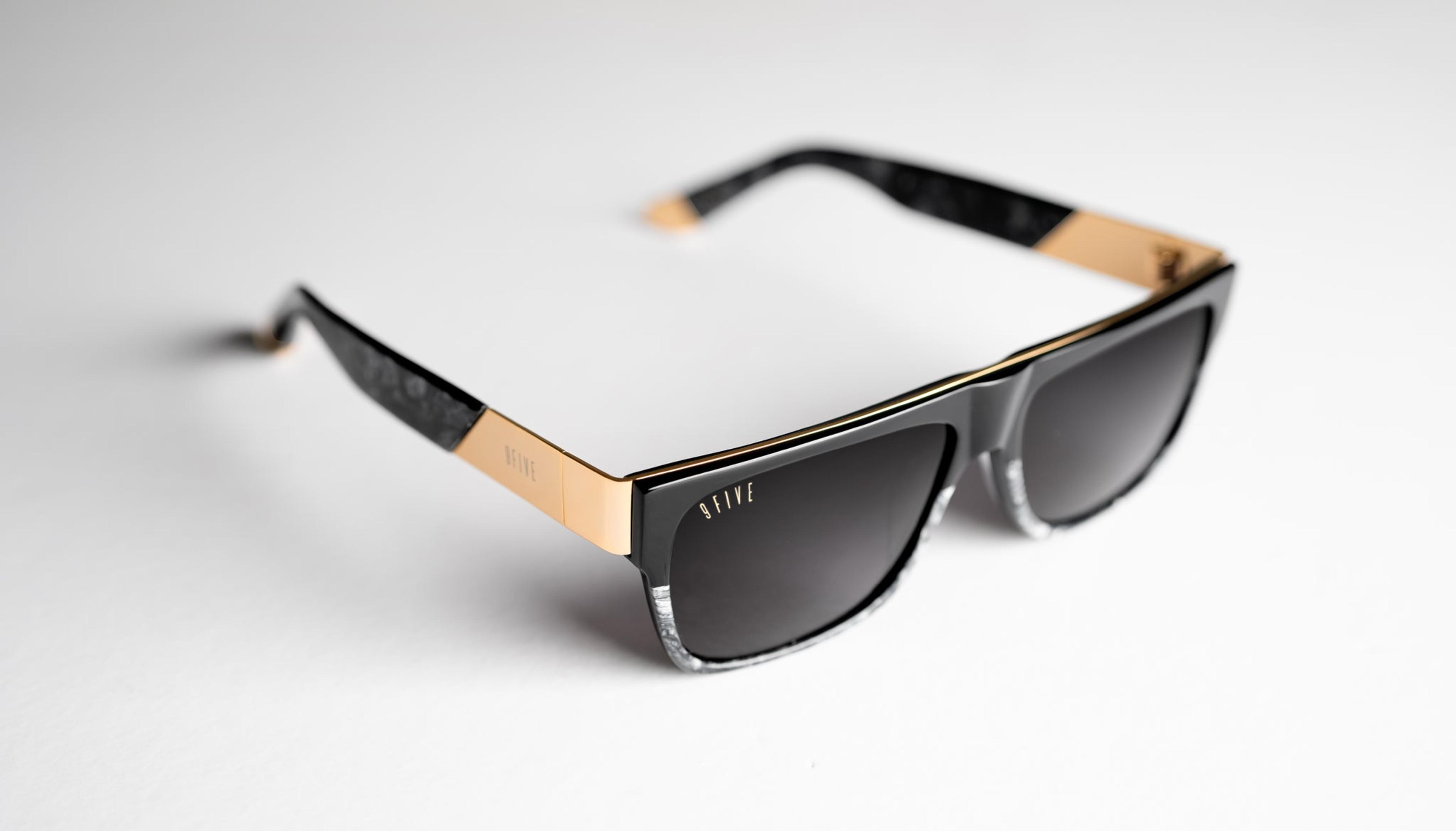 Alternate View 2 of 9FIVE 22 Black Marble & 24K Gold - Gradient Sunglasses