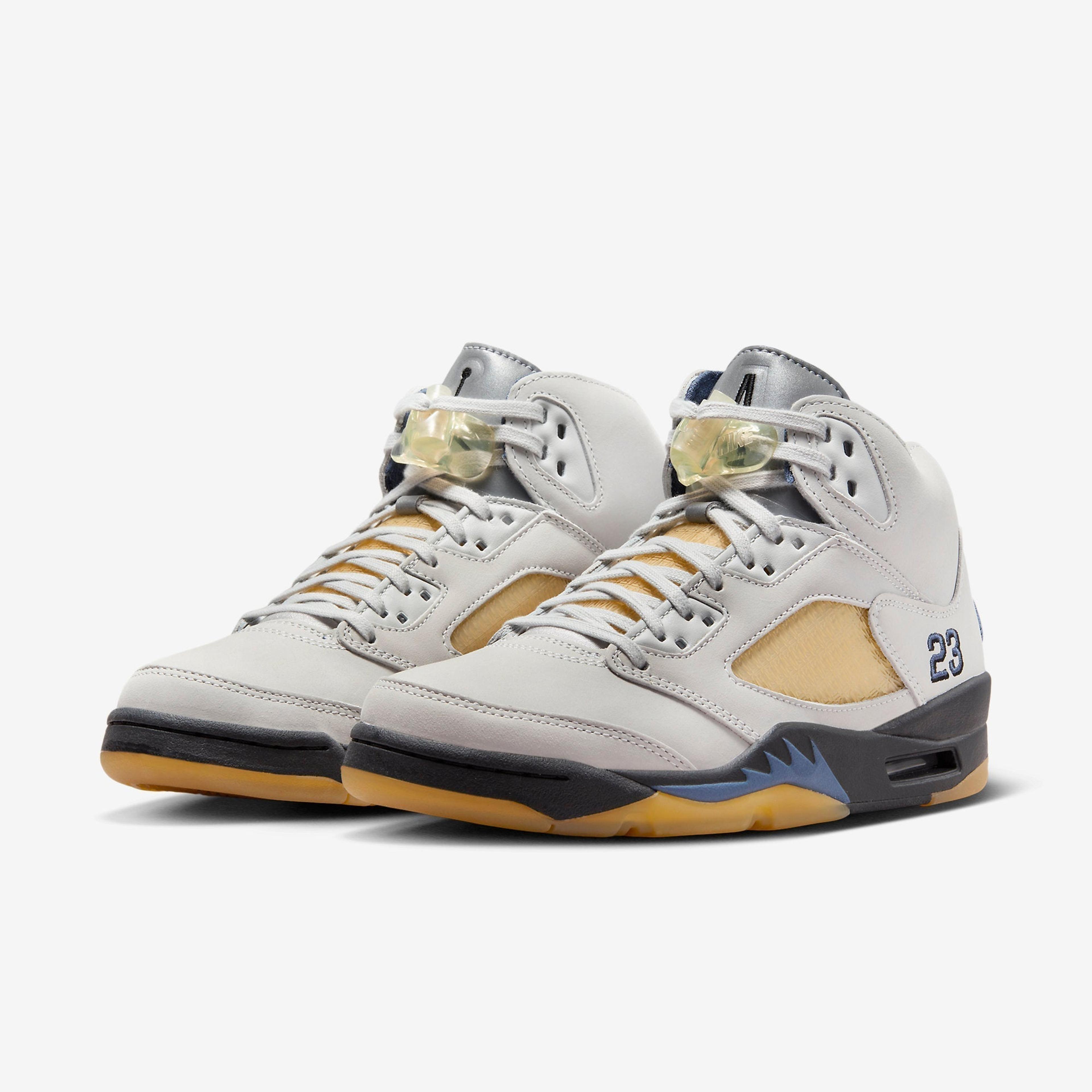 Alternate View 2 of (Women's) Air Jordan 5 Retro x A Ma Maniére 'Dawn' (2023) FZ575