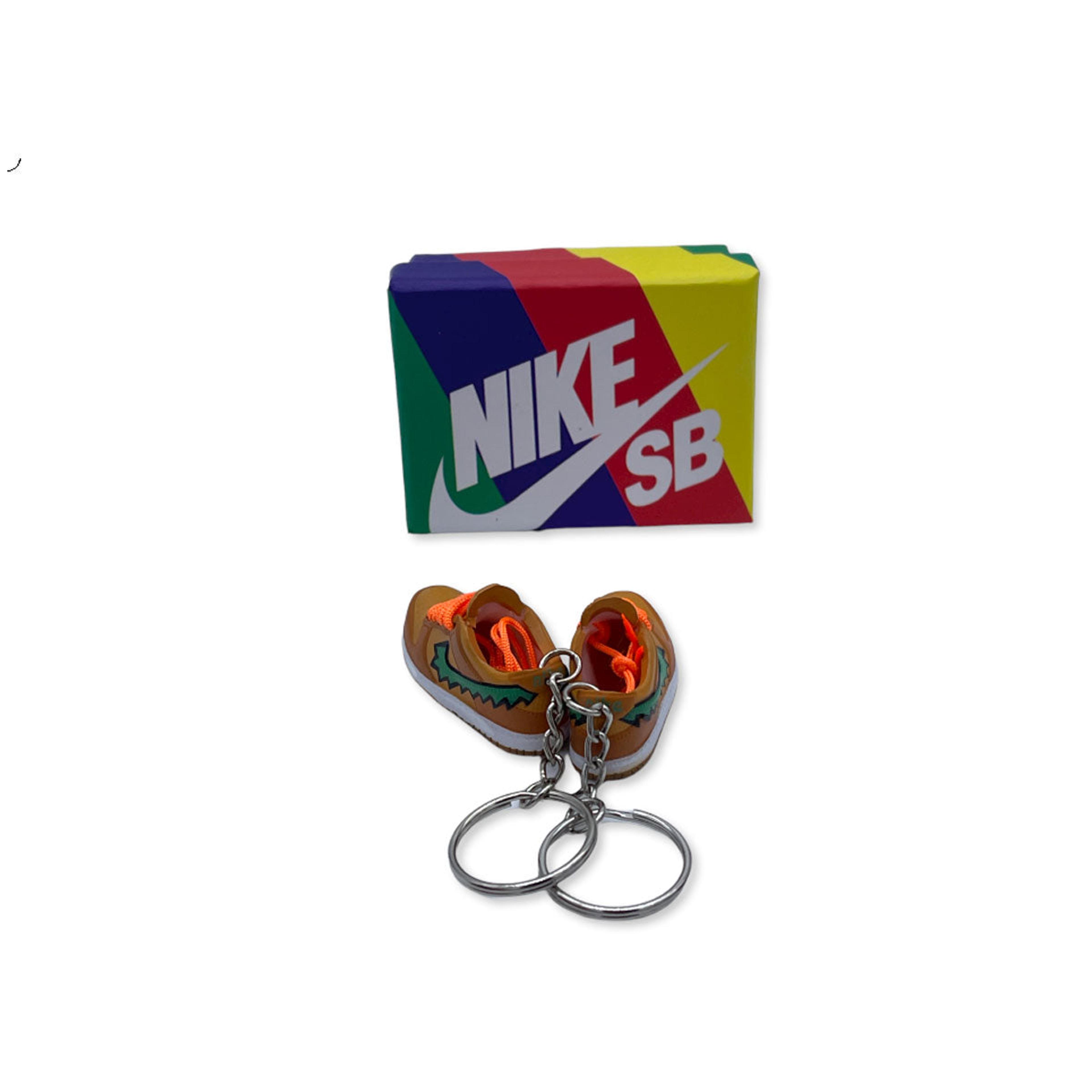 Alternate View 2 of 3D Sneaker Keychain- Nike SB Dunk Low Grateful Dead Bears Orange