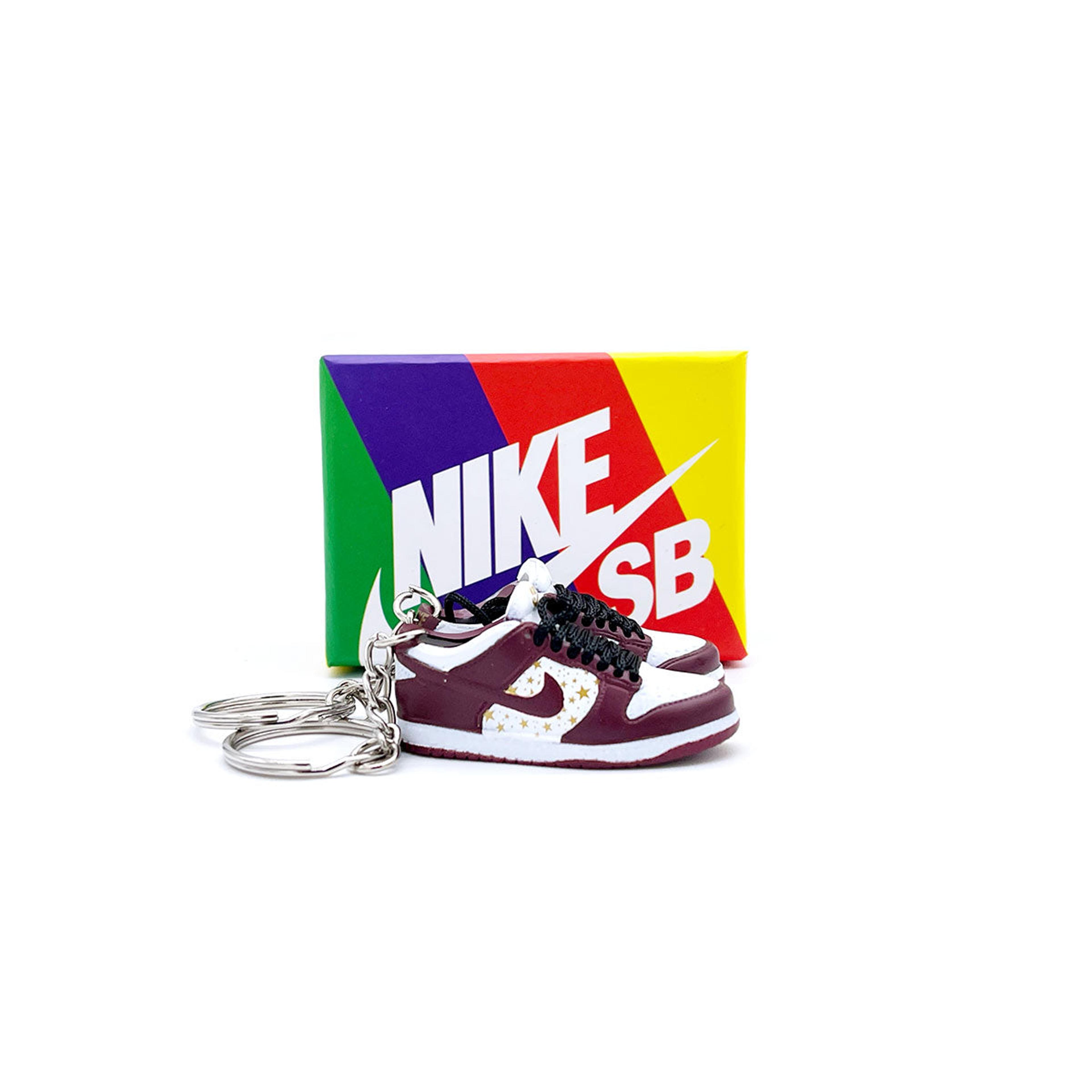 3D Sneaker Keychain- Nike SB Dunk Low Supreme Stars Barkroot Bro