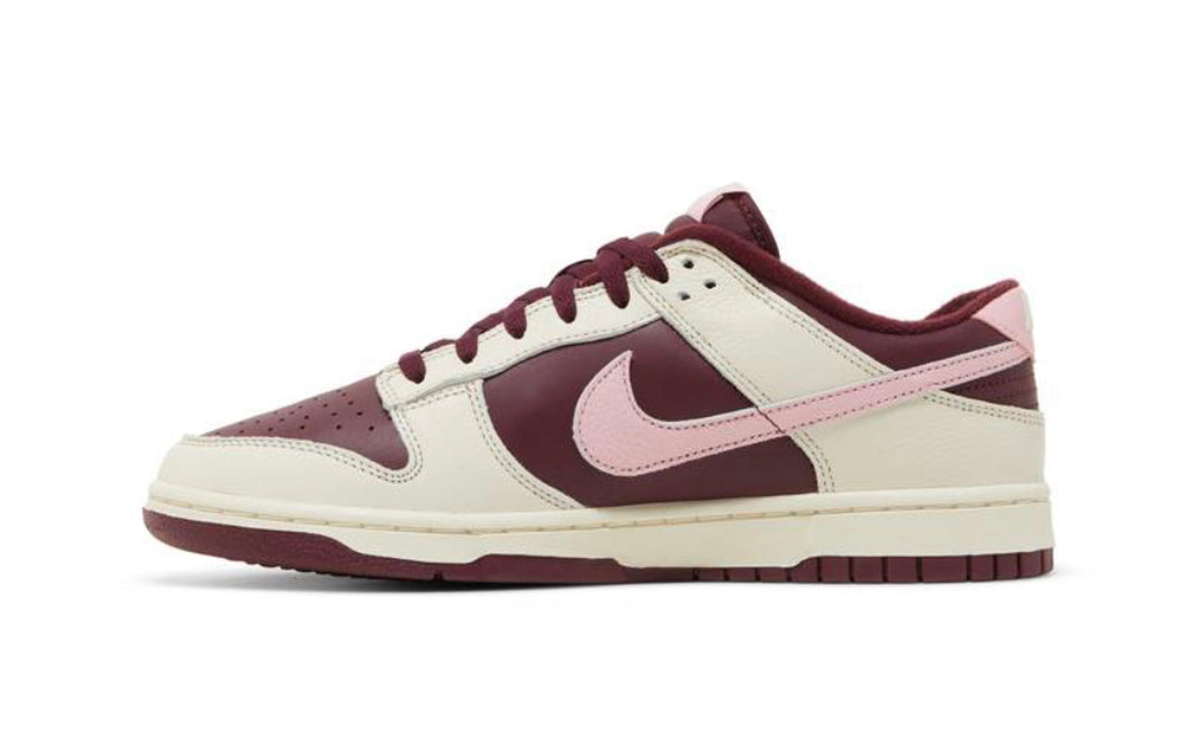 Alternate View 3 of Dunk Low Valentine’s Day 2023