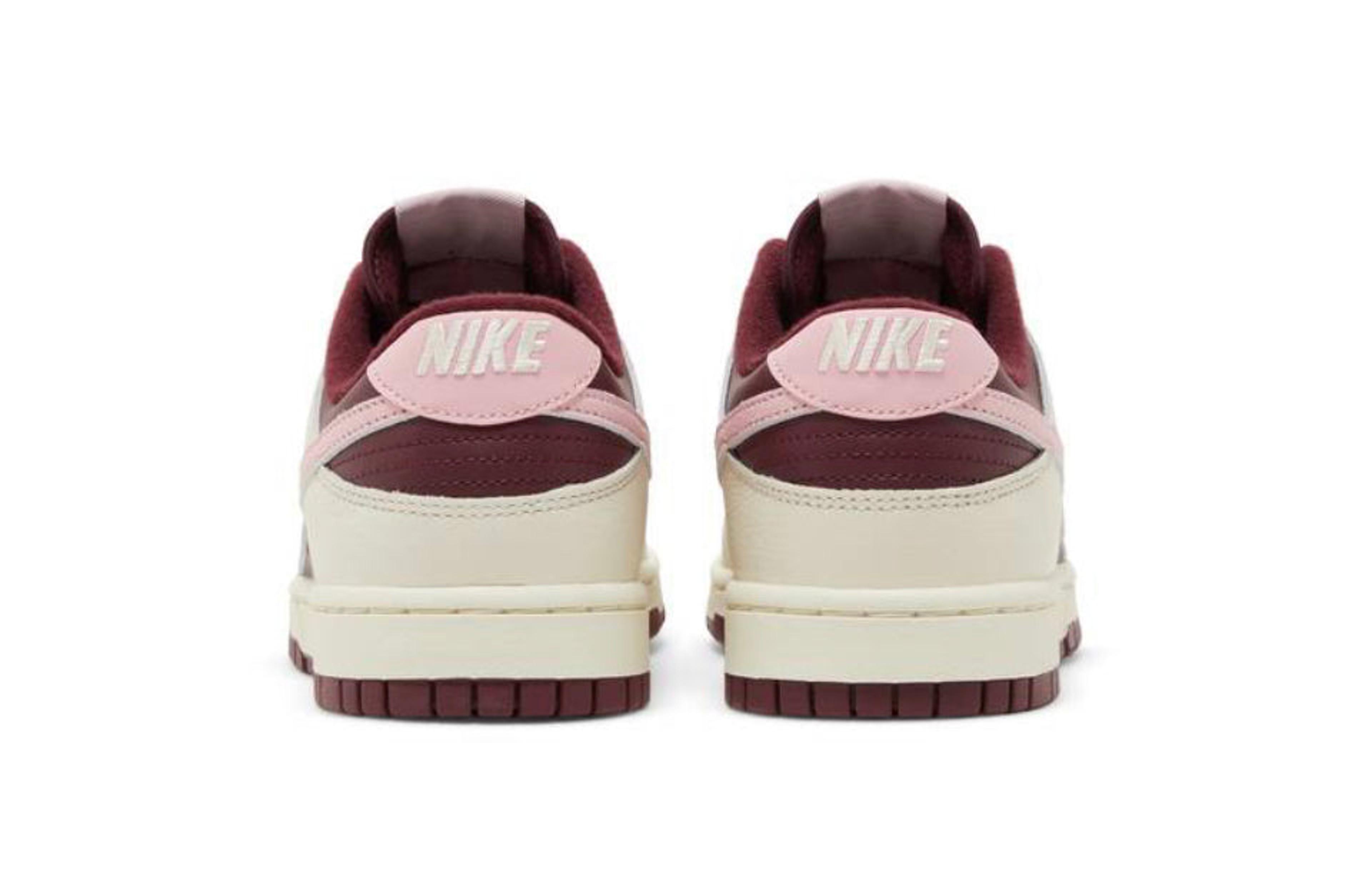 Alternate View 1 of Dunk Low Valentine’s Day 2023