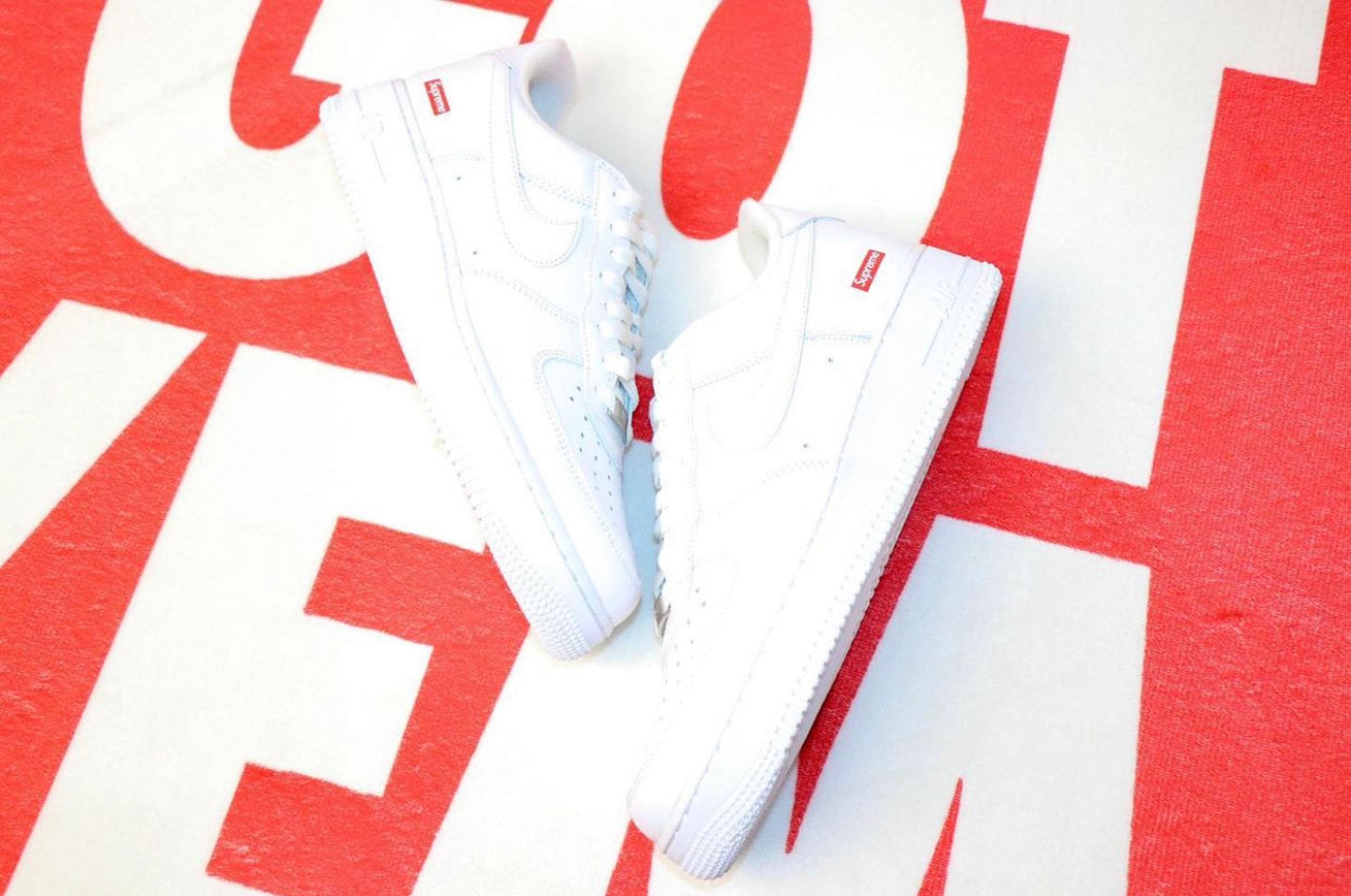 Alternate View 3 of Supreme Air Force 1 White