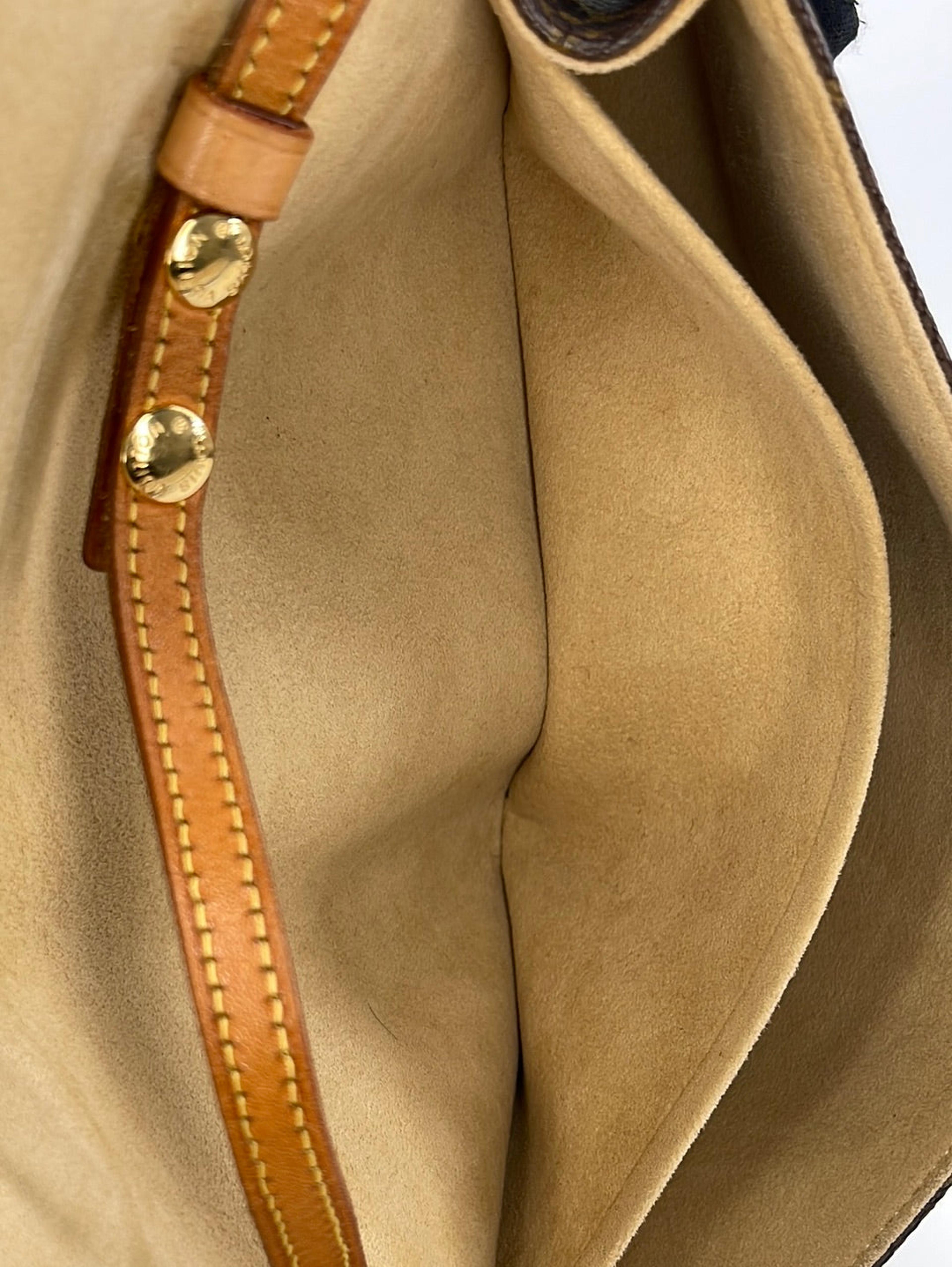 Louis Vuitton Retired Crossbody Bags