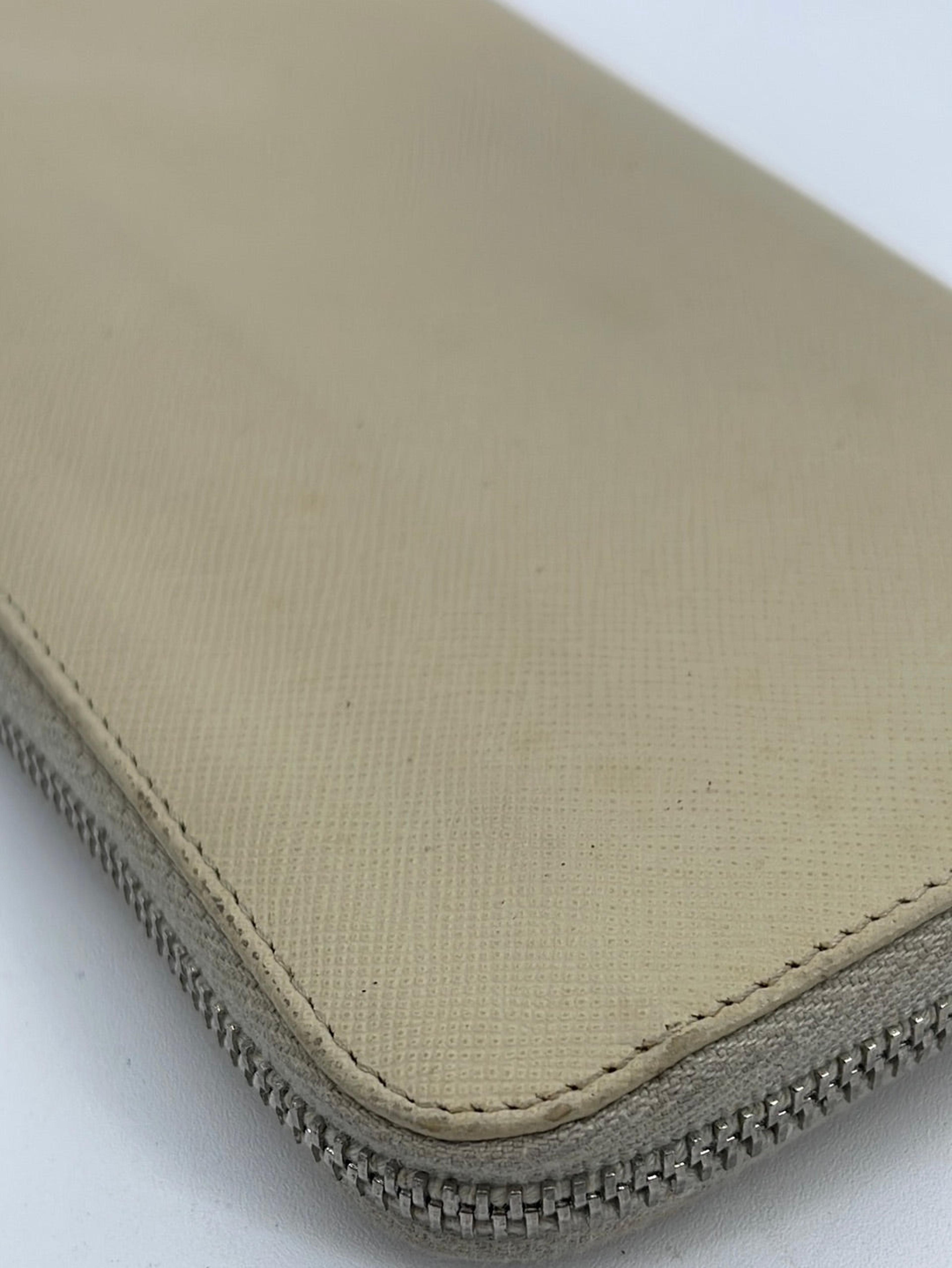 Preloved Prada Beige Saffiano Leather Zipper Wallet 176 041923