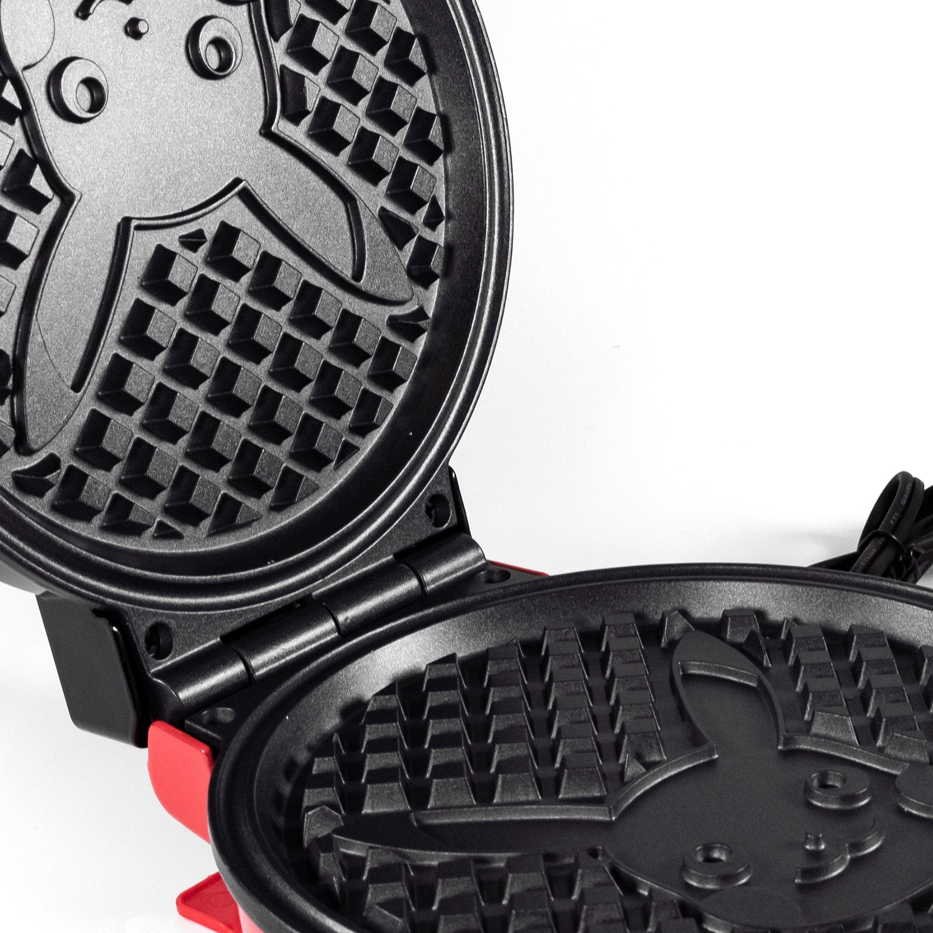 Uncanny Brands Pokemon Waffle Maker - Pikachu and Pokeball Waffles - Anime  Kitchen Appliance