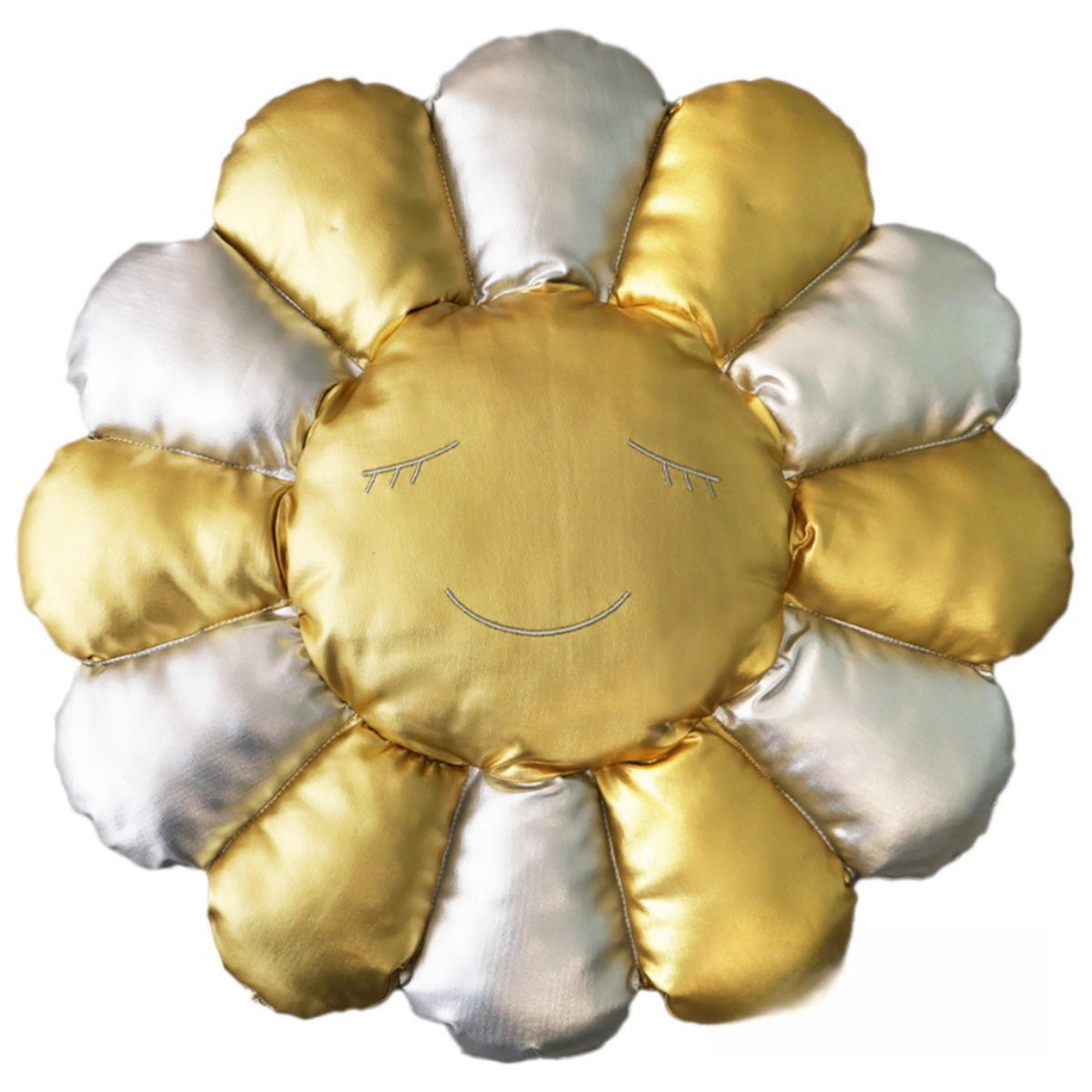 Alternate View 3 of Takashi Murakami Flower Plush 60cm Silver/Gold