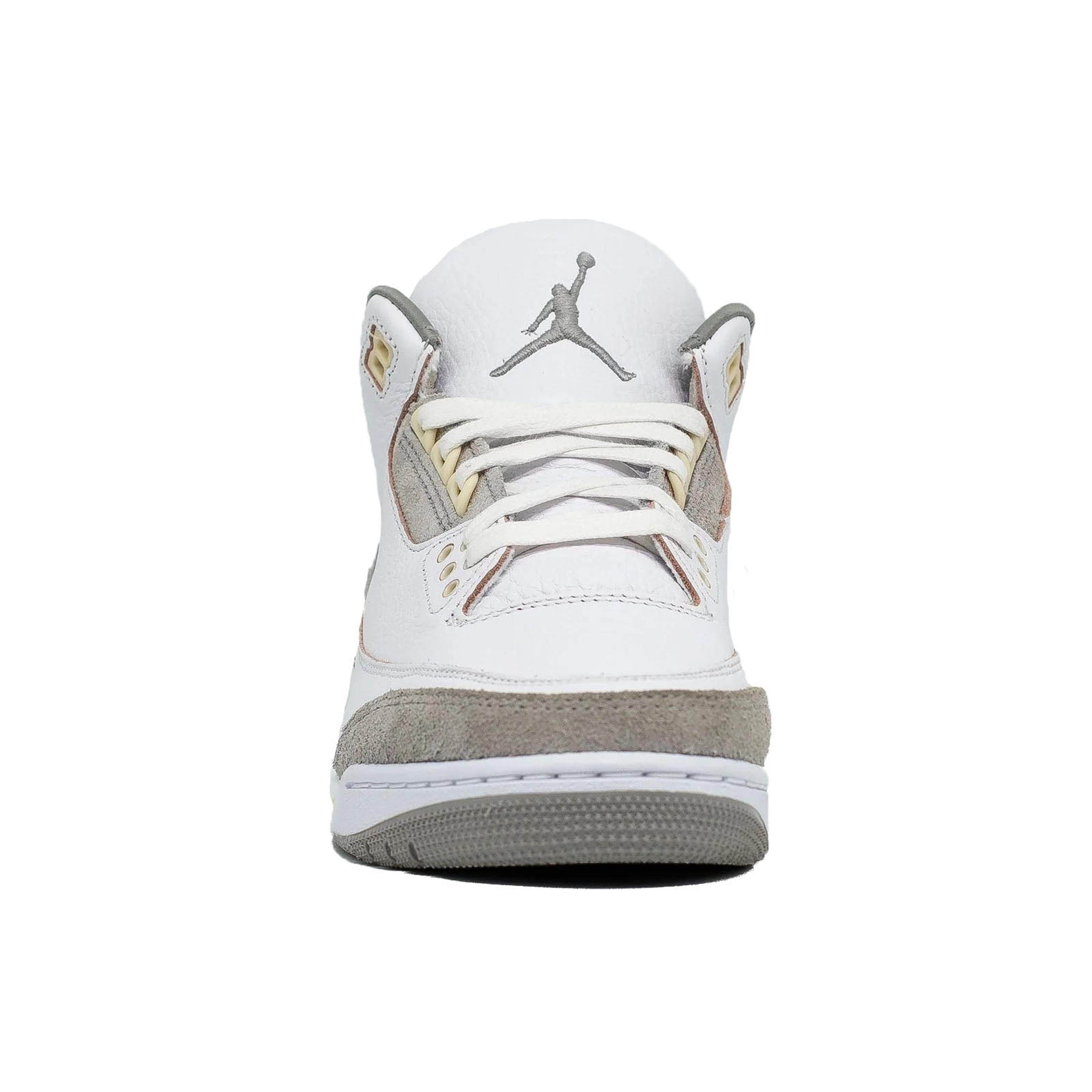 Alternate View 2 of Women's Air Jordan 3, A Ma Maniére Raised By Women