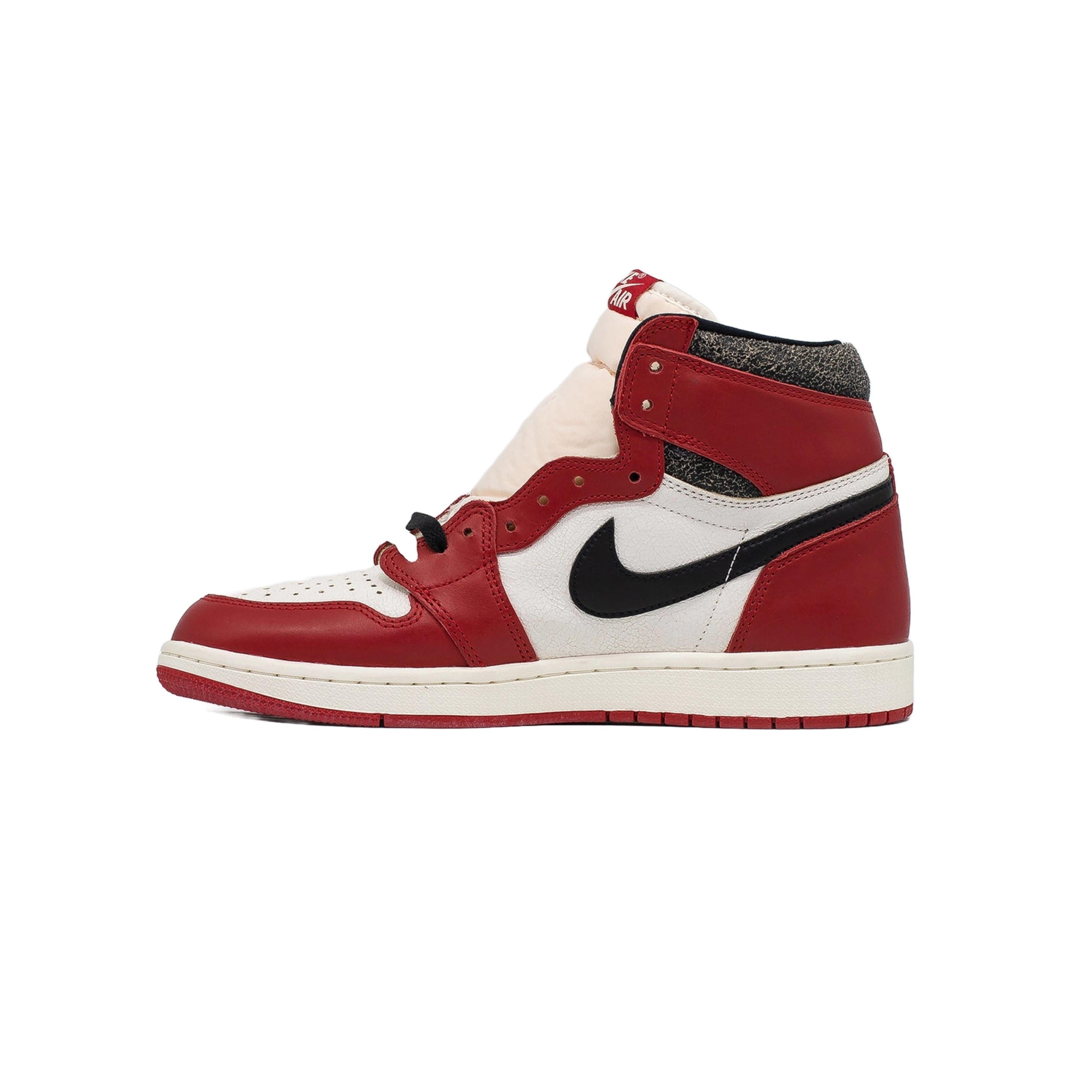Alternate View 1 of Air Jordan 1 High (GS), Chicago Lost And Found