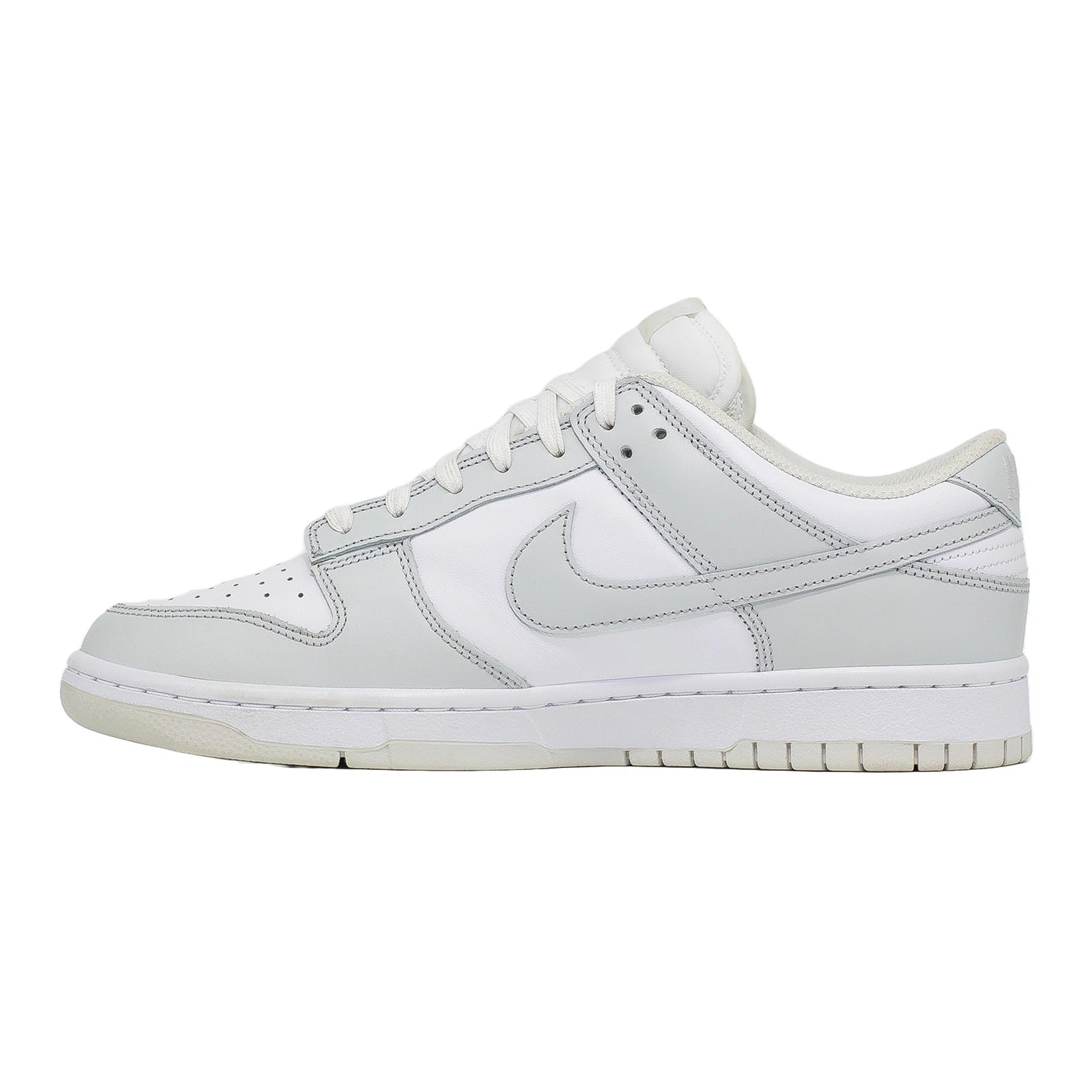 Alternate View 1 of Women's Nike Dunk Low, Photon Dust