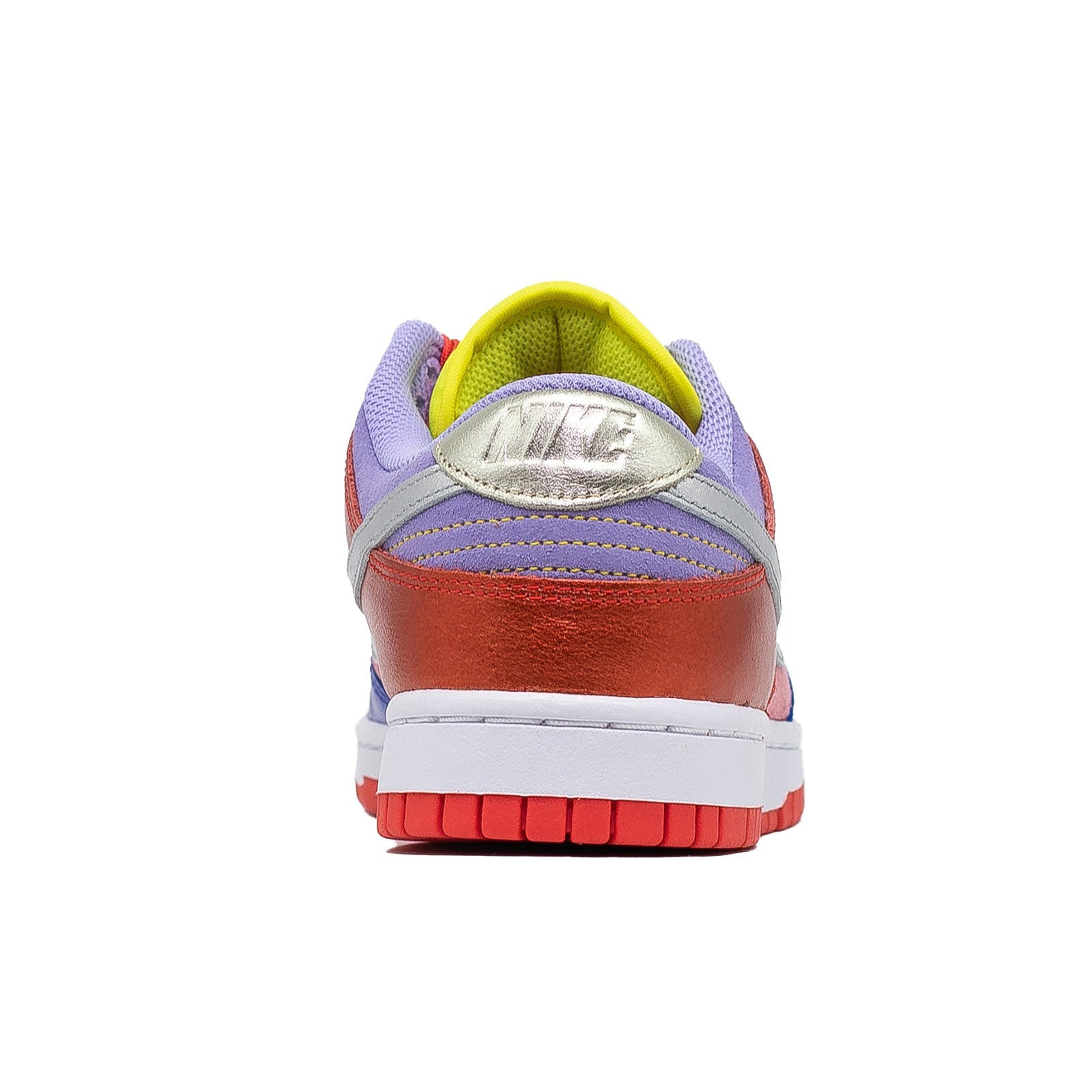 Alternate View 2 of Women's Nike Dunk Low, Sunset Pulse