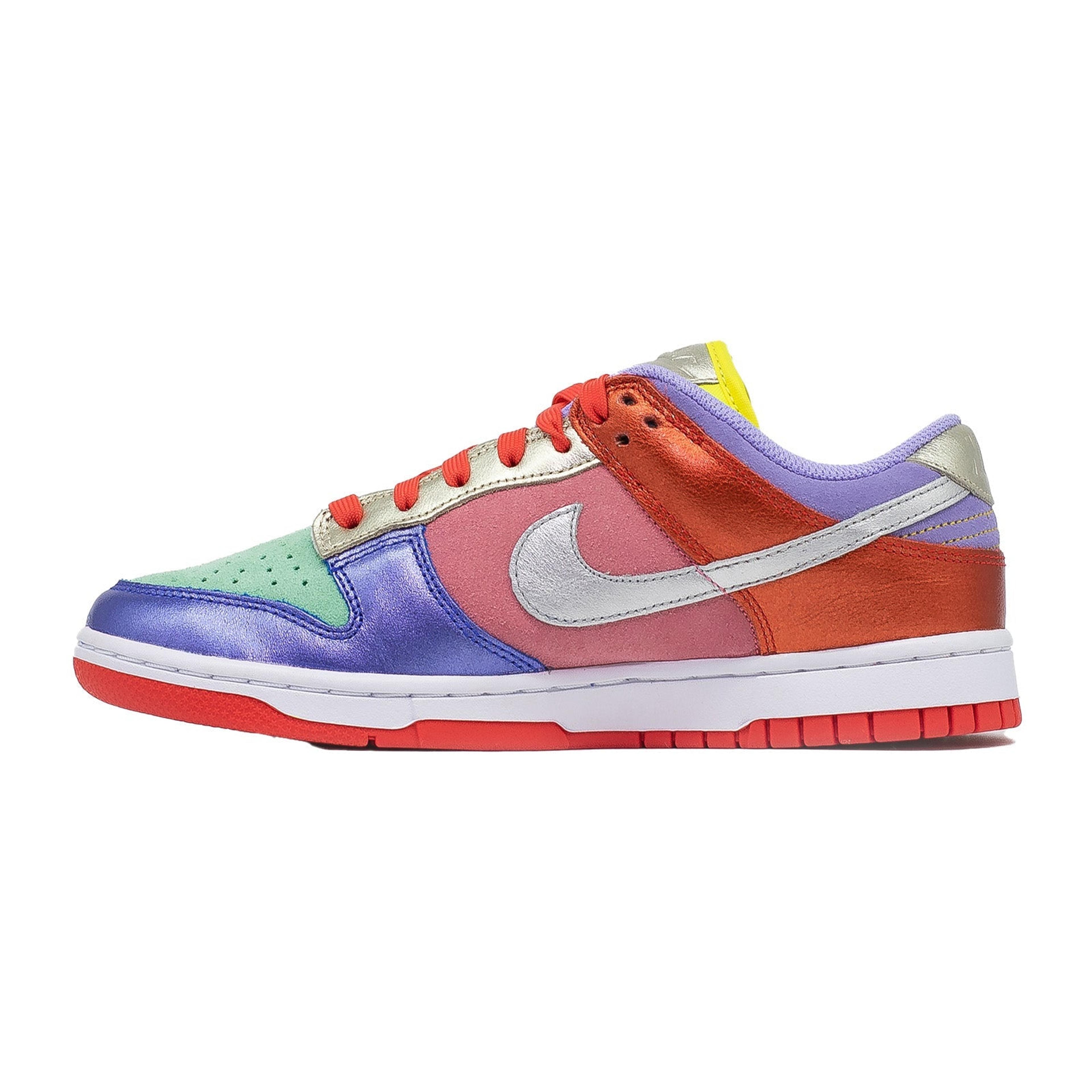 Alternate View 1 of Women's Nike Dunk Low, Sunset Pulse