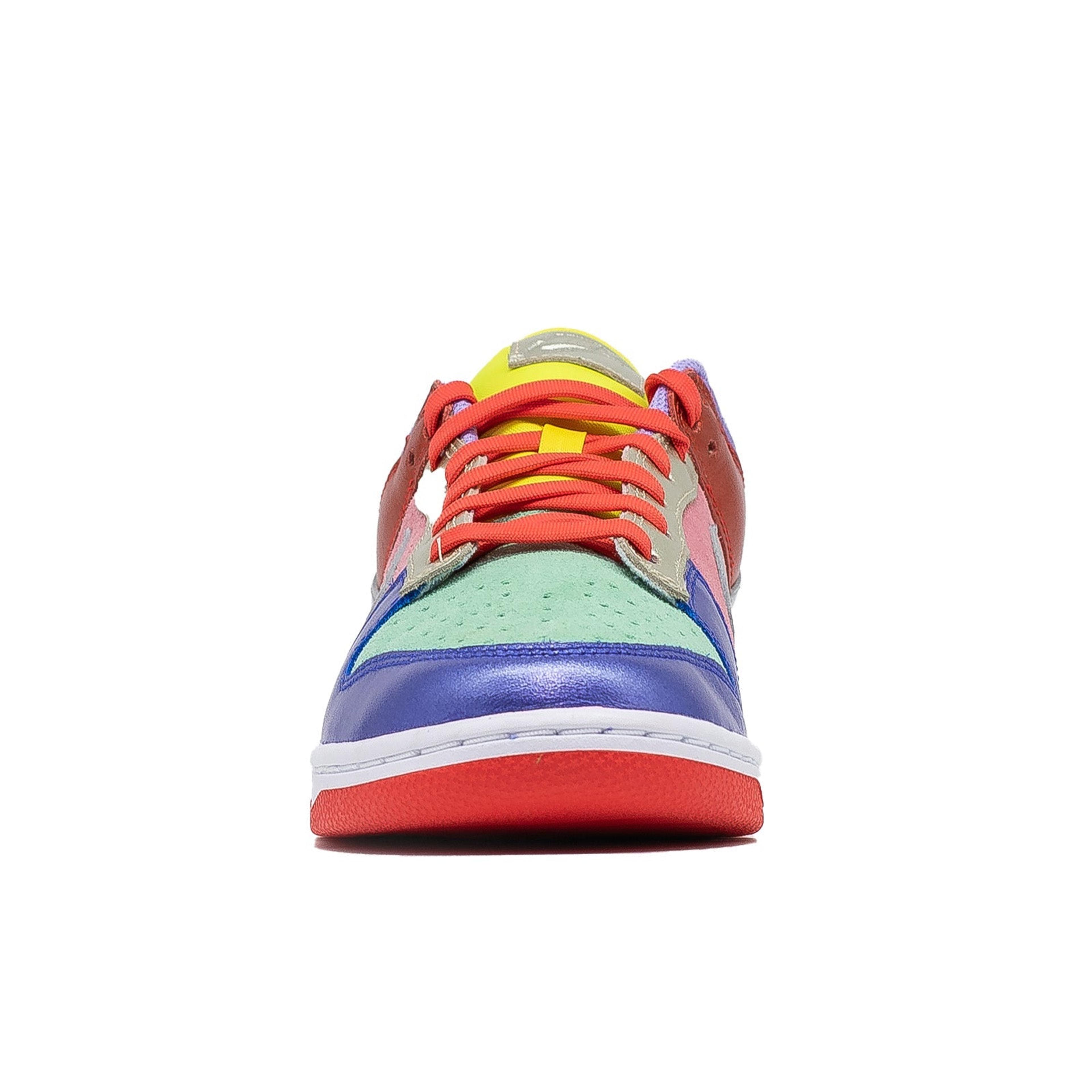 Alternate View 3 of Women's Nike Dunk Low, Sunset Pulse