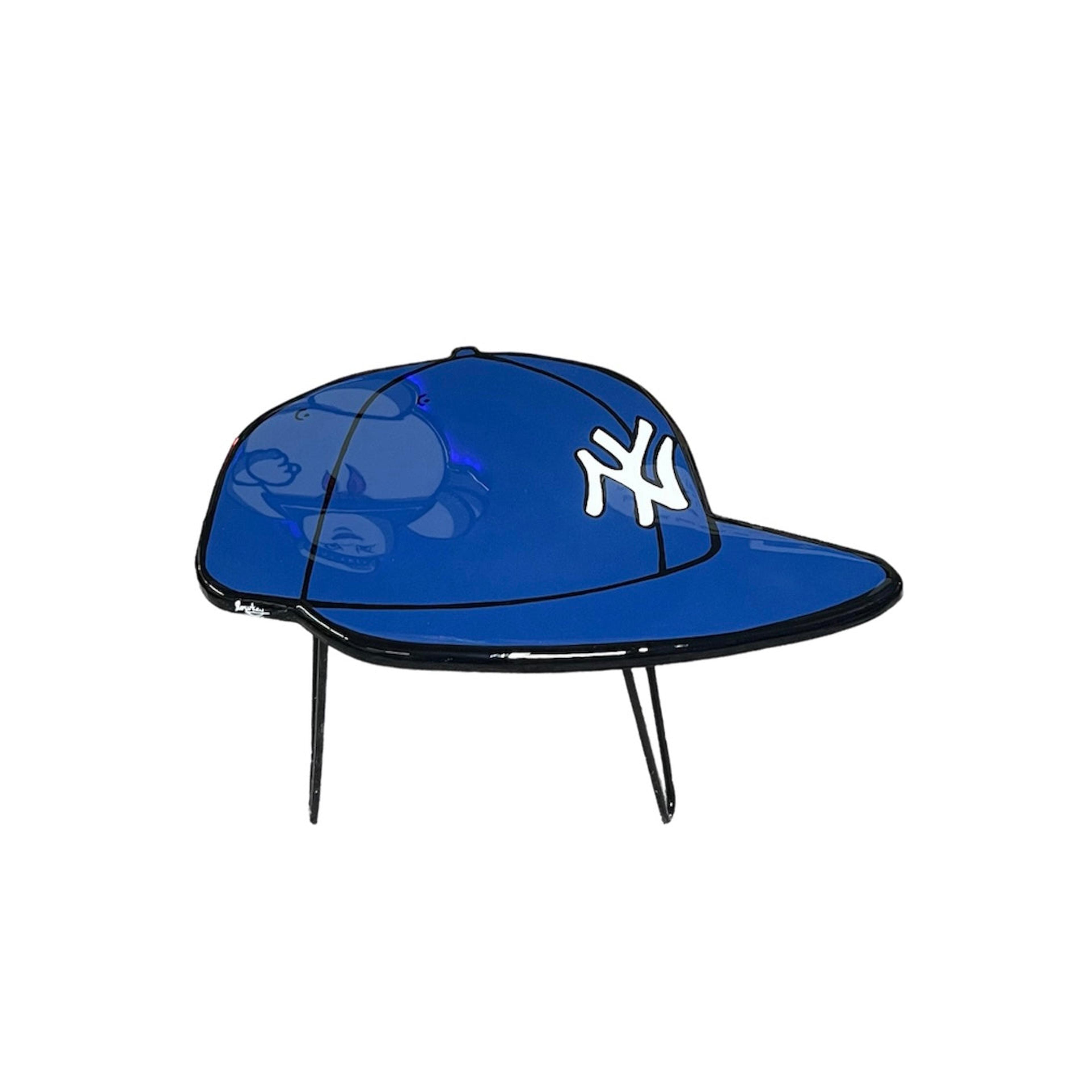 NY YANKEES SIDE TABLE
