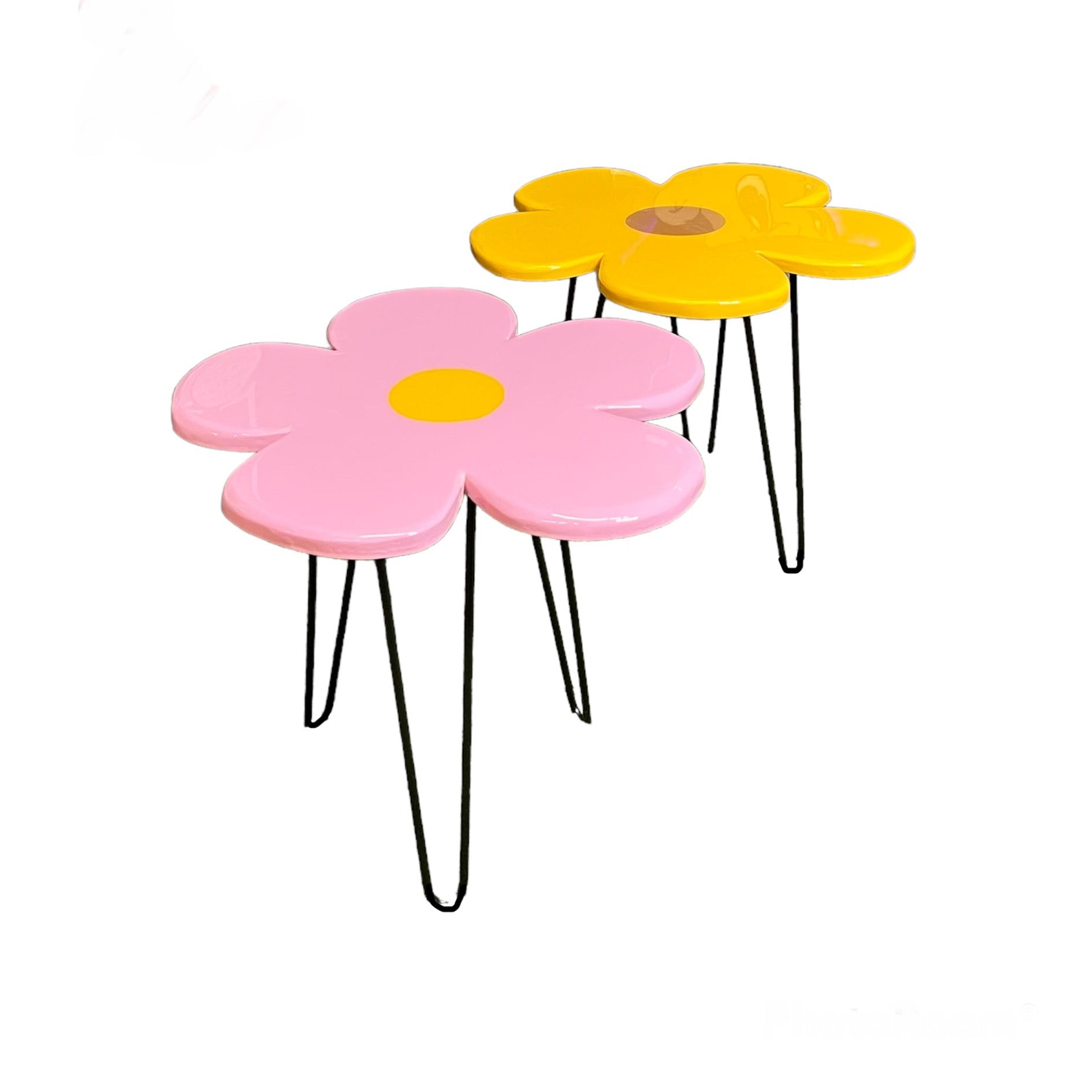 GROOVY FLOWER TABLE MINI