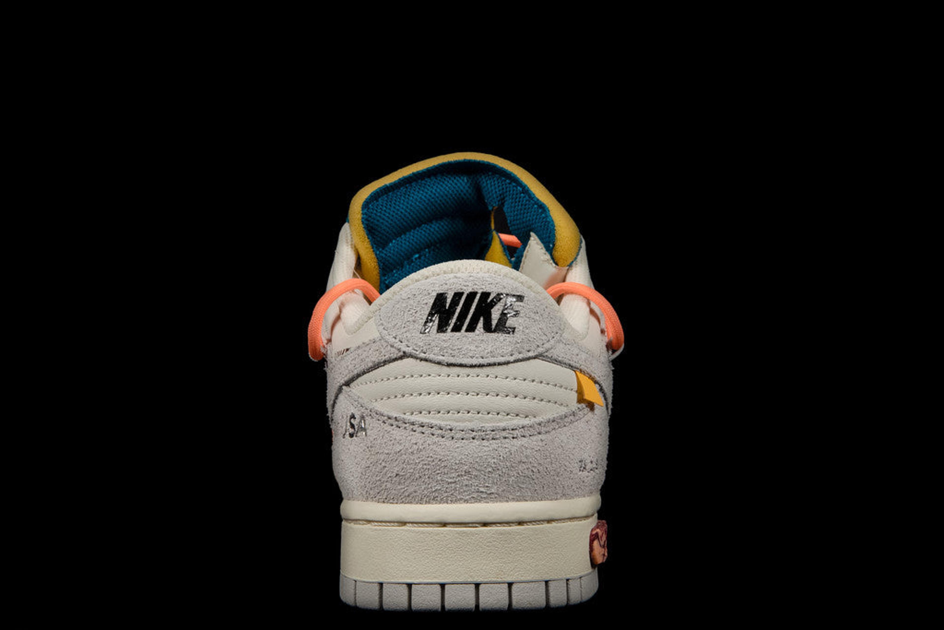 Alternate View 4 of NIKE DUNK LOW / OFF-WHITE