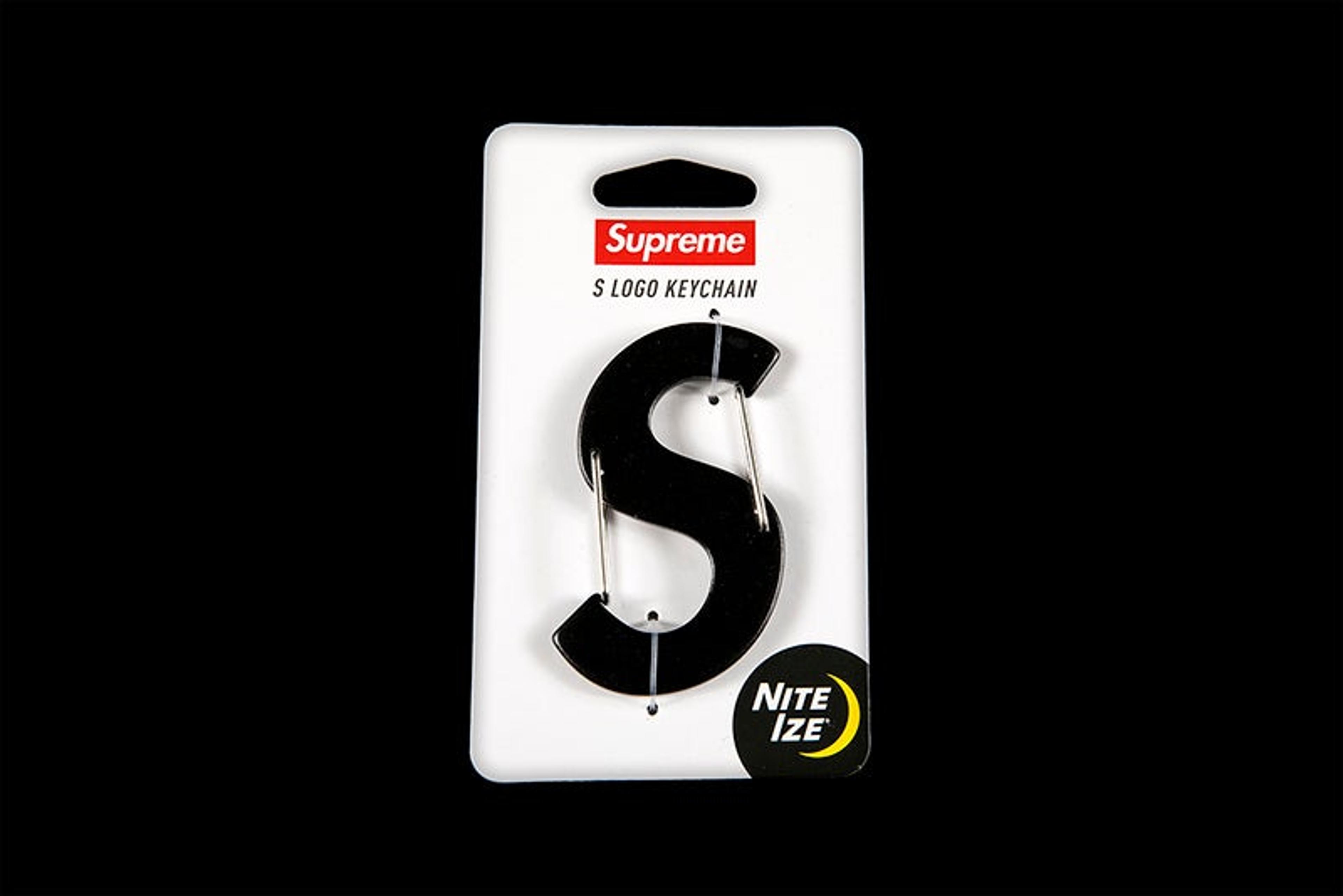 NTWRK - SUPREME X NITE IZE S LOGO KEYCHAIN