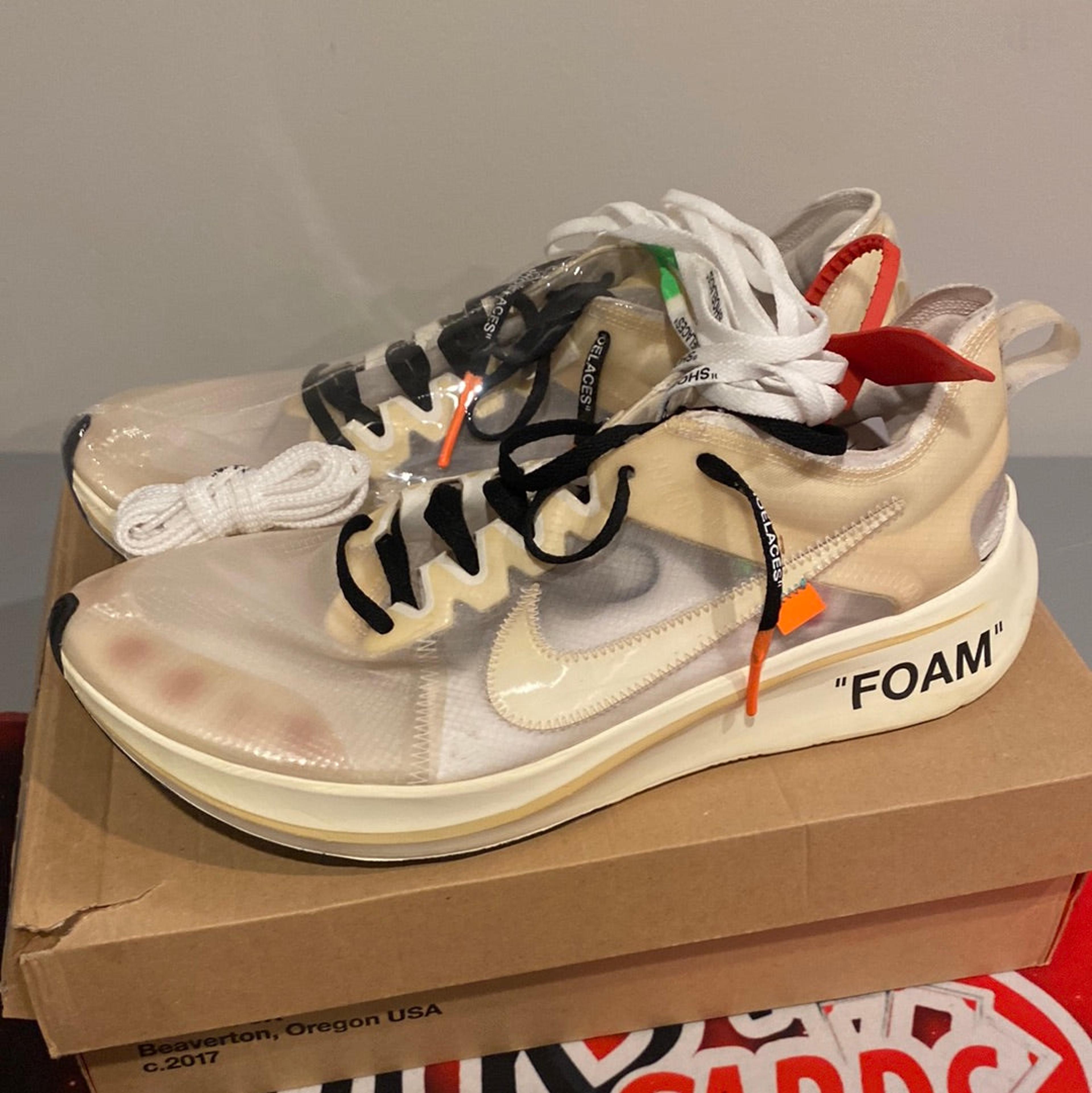 Alternate View 3 of Nike Zoom Fly The 10 Off White