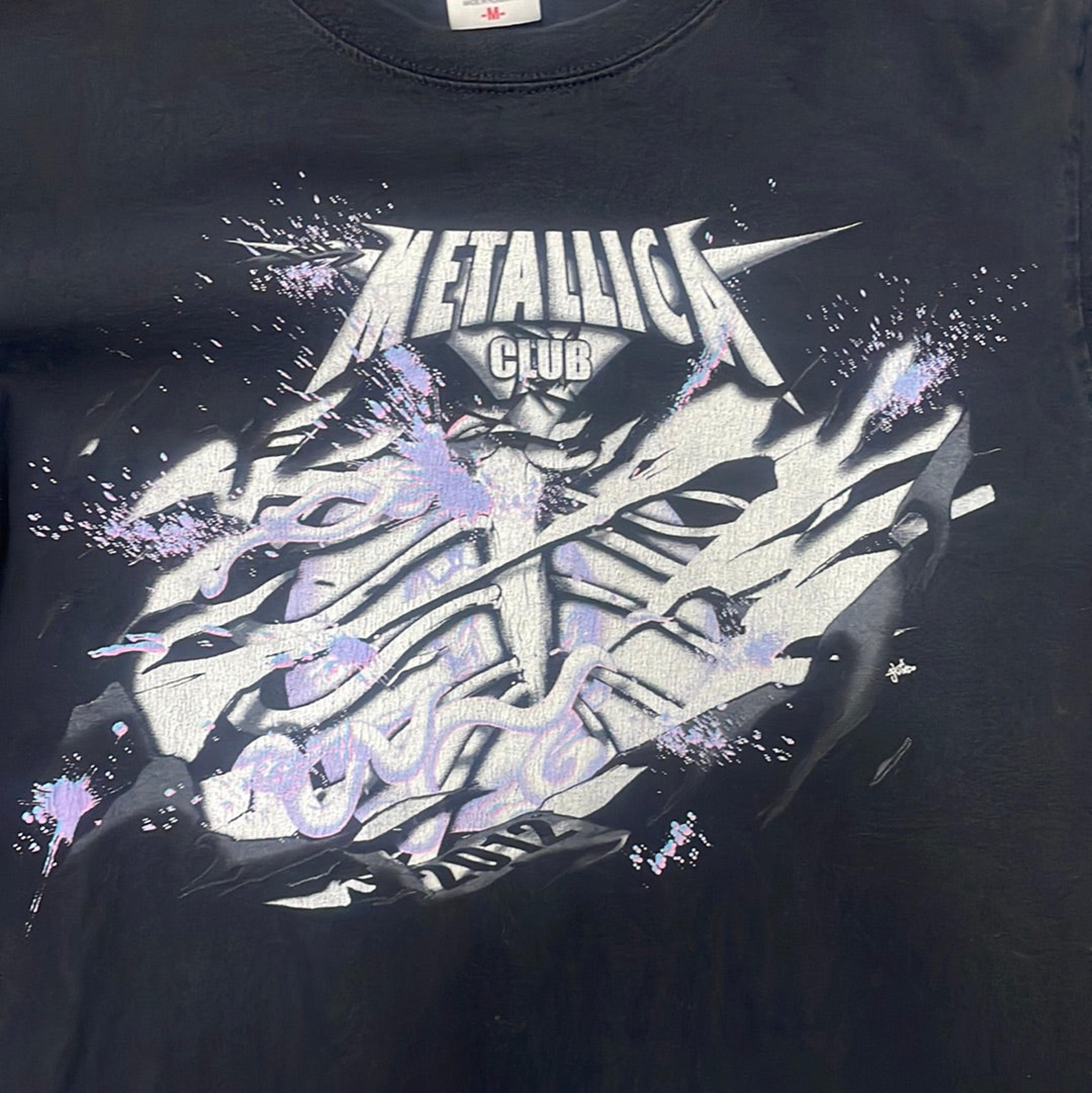 Alternate View 1 of Metallica 2012 Metallica Club Shirt Medium