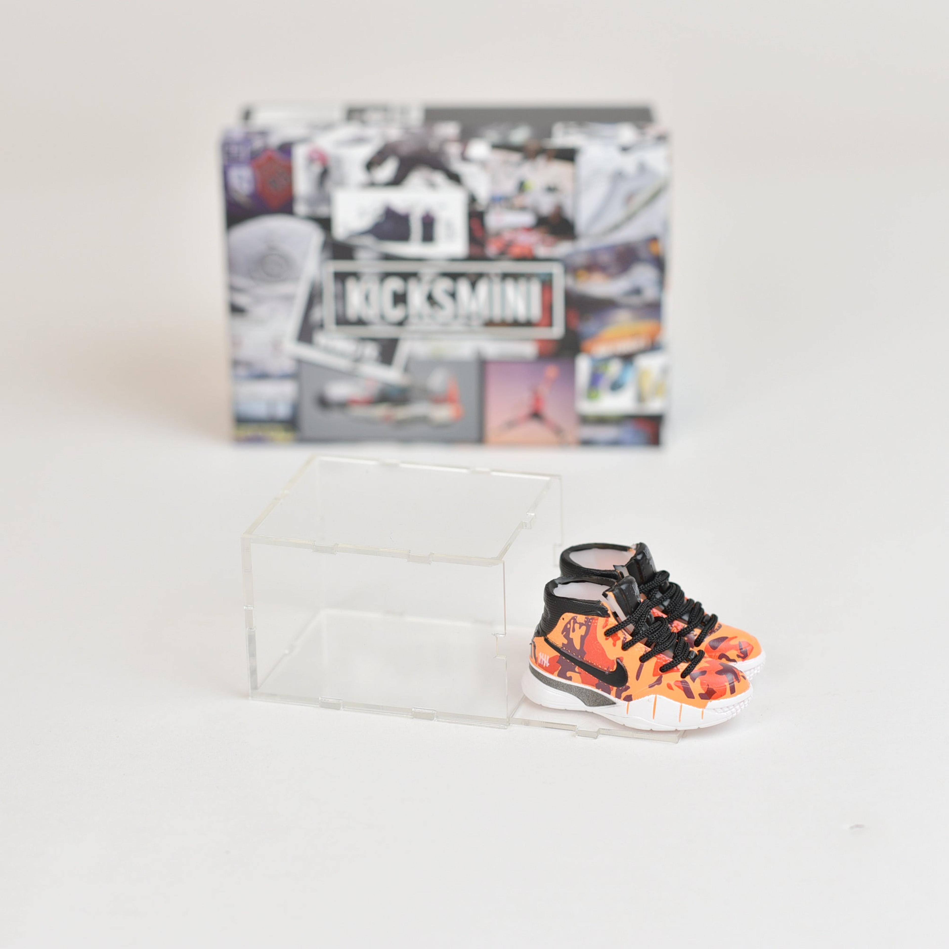 Alternate View 9 of Kobe Bryant/LeBron James/Steph Curry Mini Sneaker Collection wit