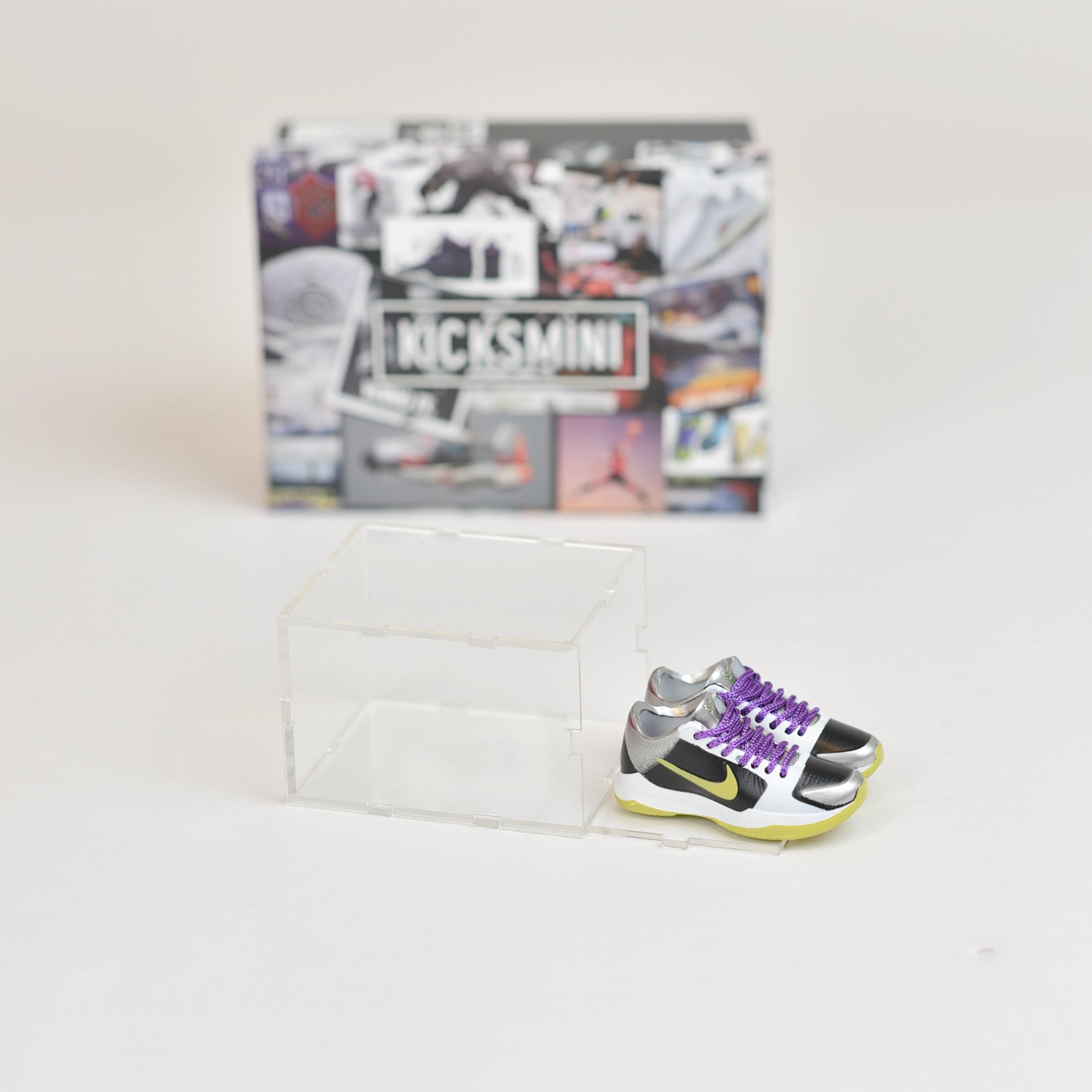 Alternate View 15 of Kobe Bryant/LeBron James/Steph Curry Mini Sneaker Collection wit