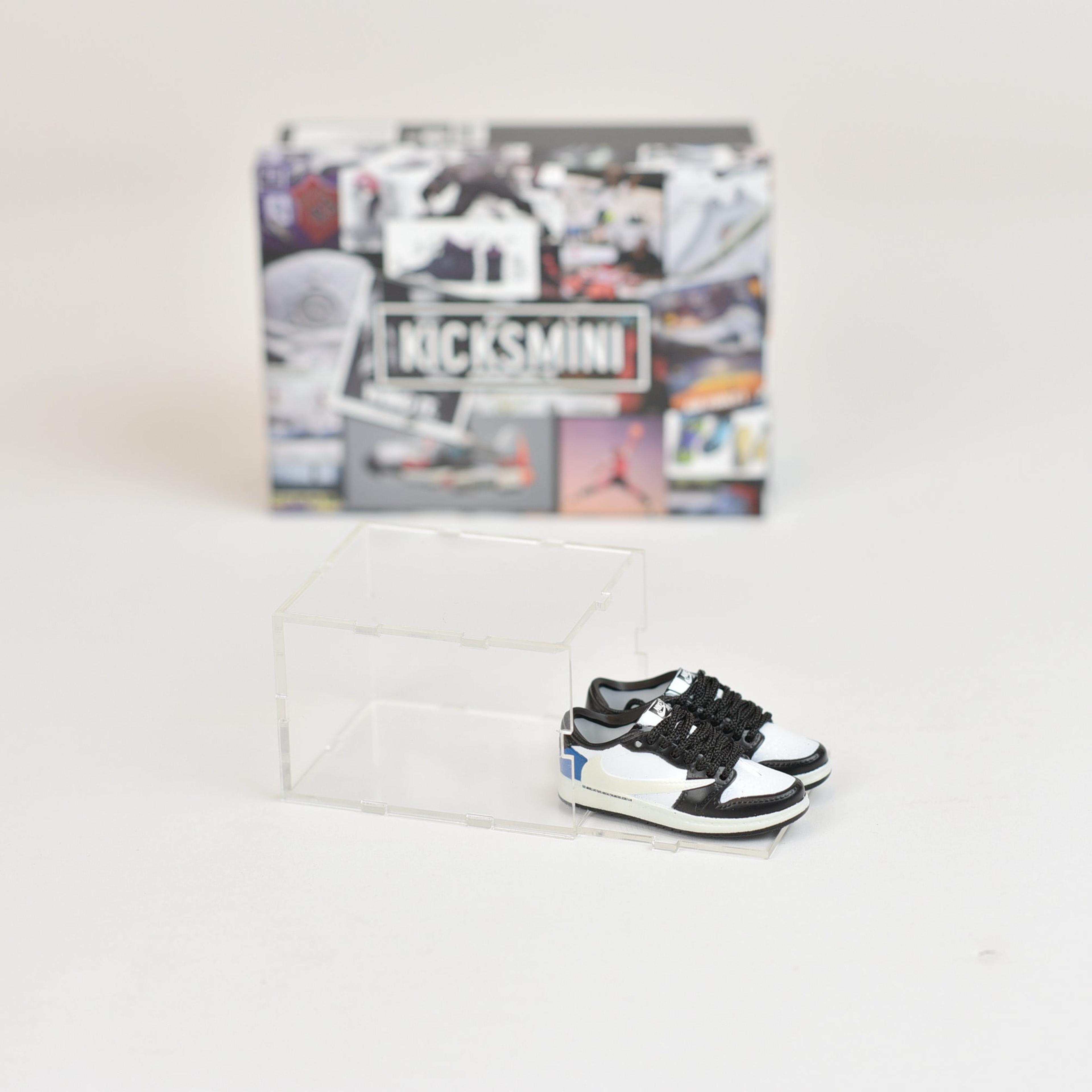 Alternate View 17 of AJ1 Mini Sneakers Collection with Display Case