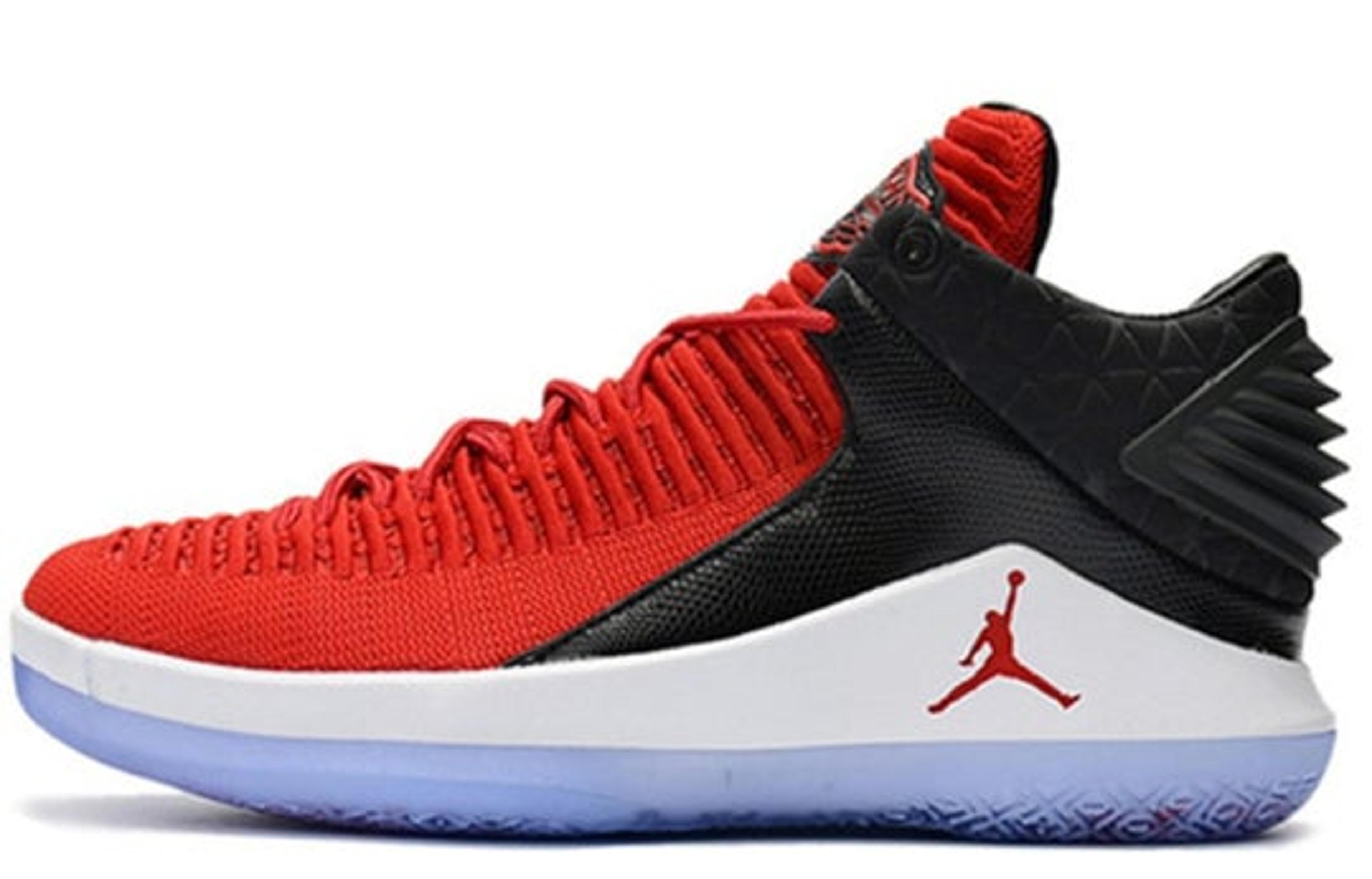 Nike Air Jordan XXXII Low