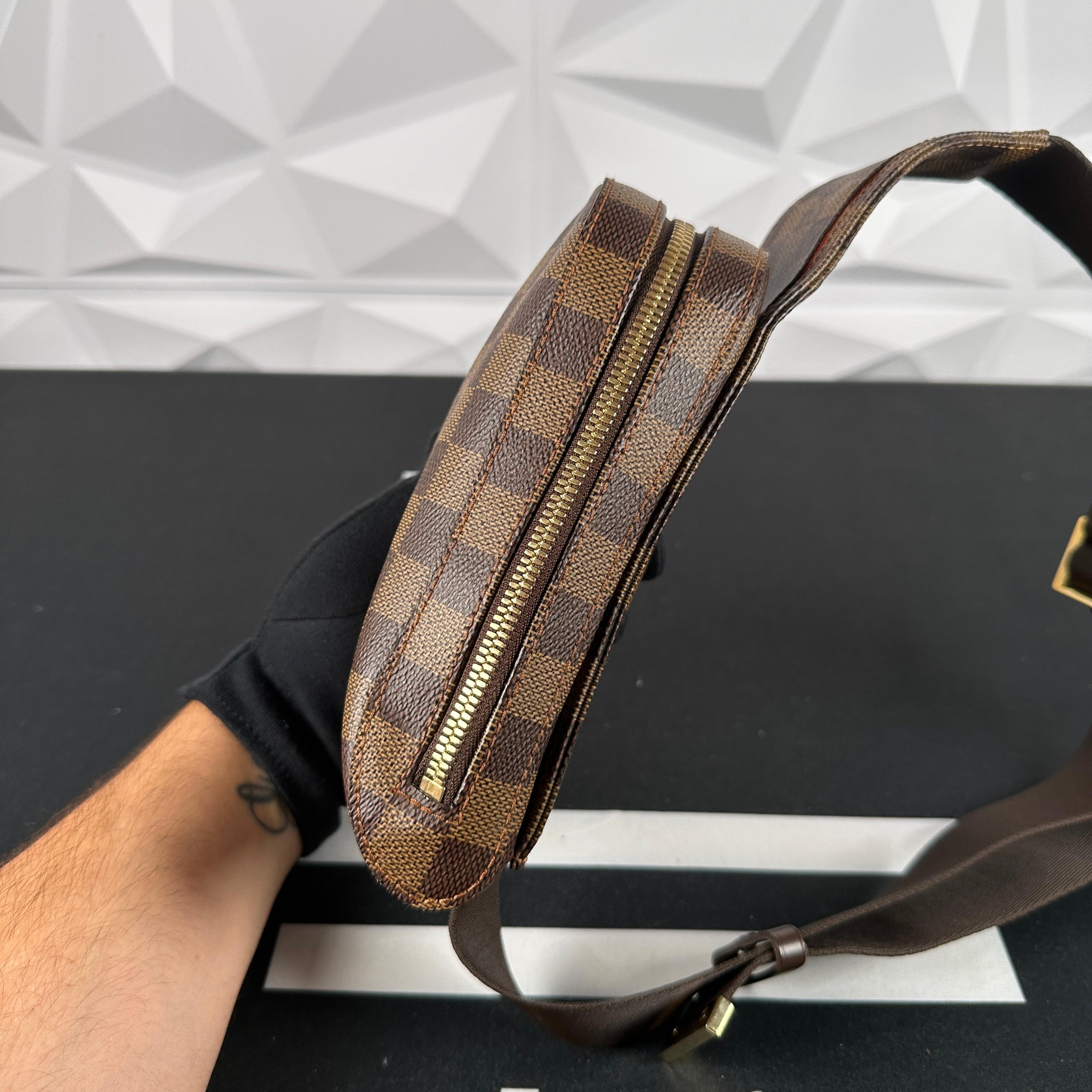 How to style (Louis Vuitton Geronimos Belt Bag) 
