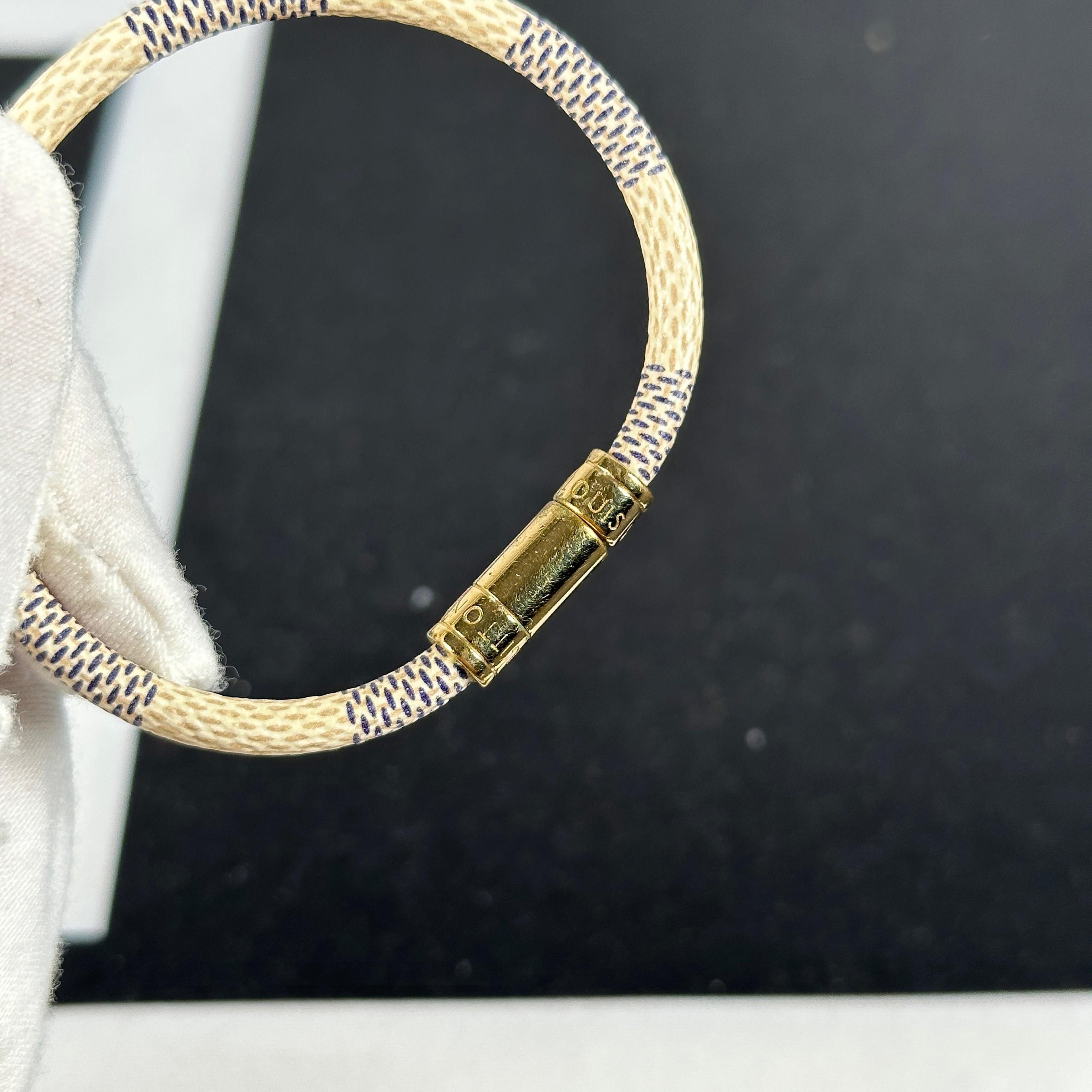Louis Vuitton Keep it Bracelet Size 17 Damier Azur