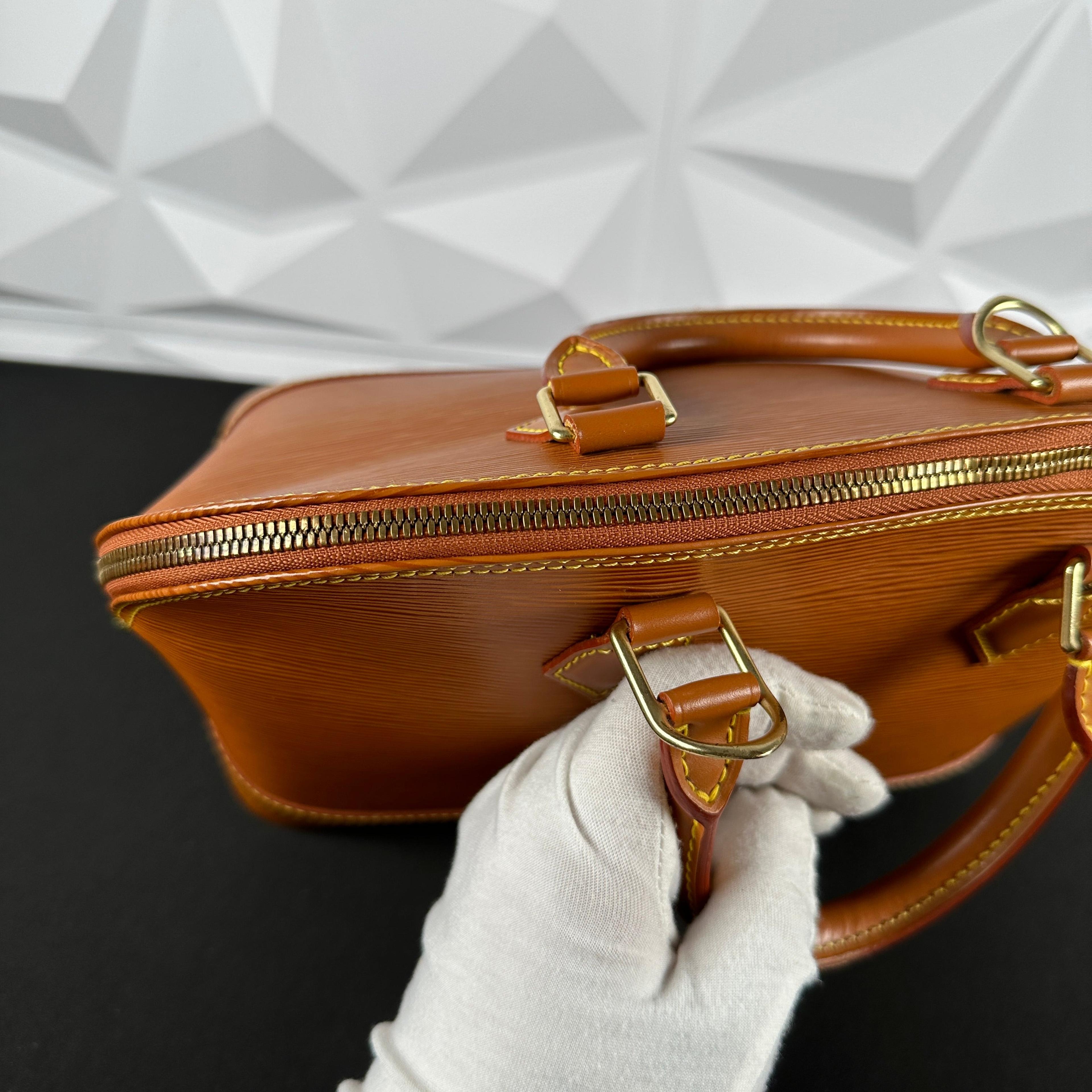 Louis Vuitton Pre-Owned Camel Speedy 25 Epi Leather Handbag