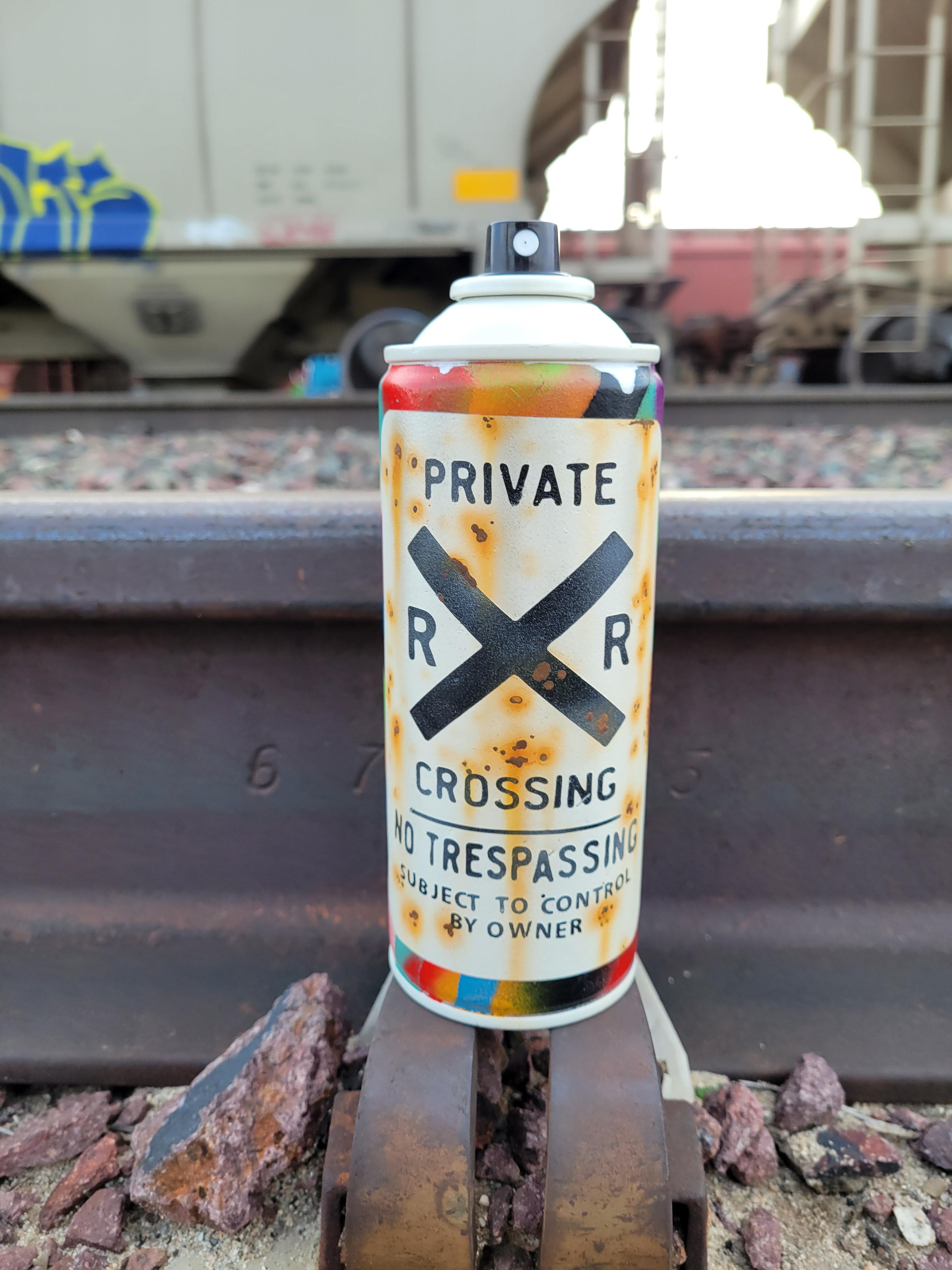 Private RxR Crossing Spray can