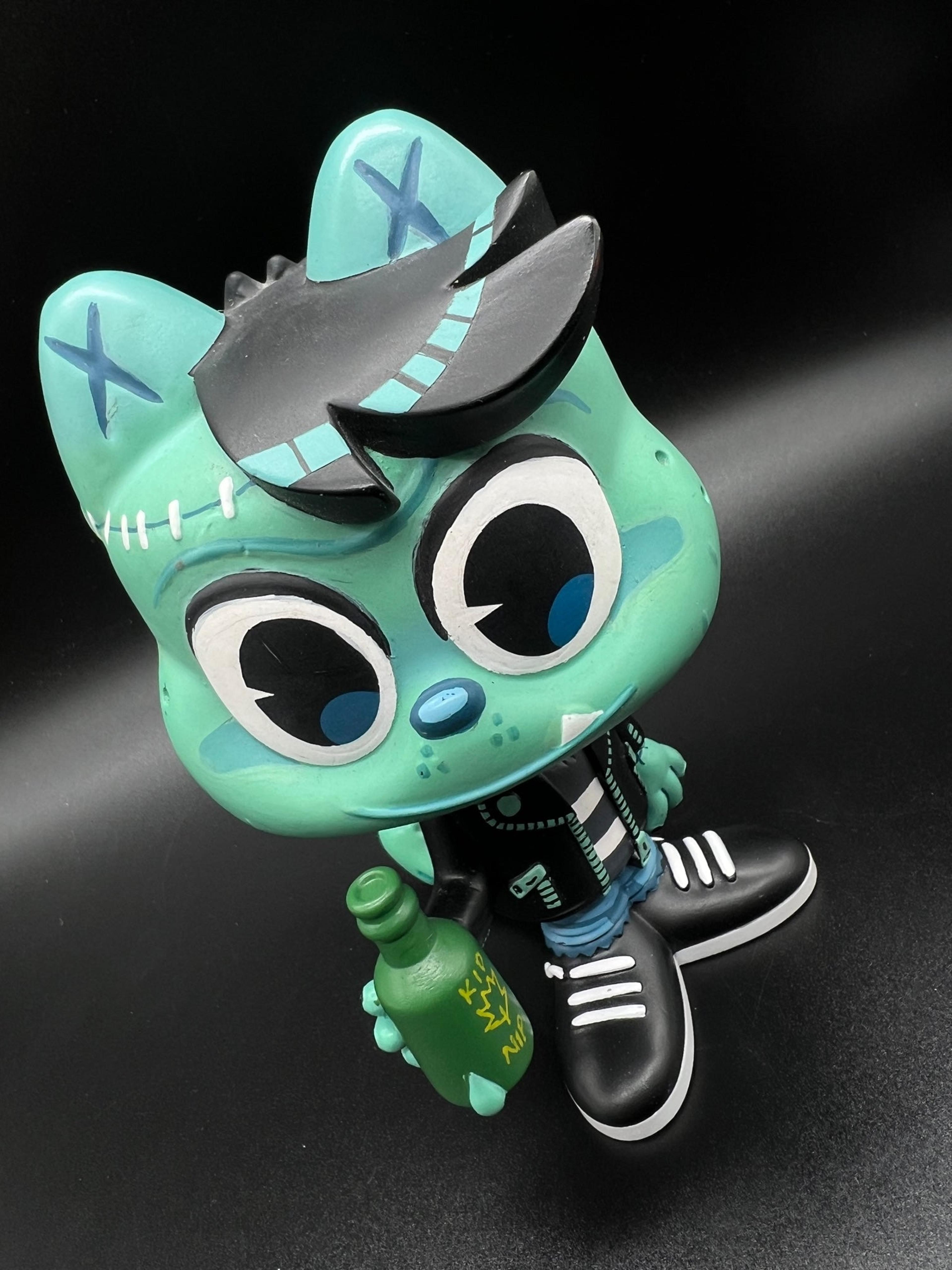 Alternate View 9 of Squish Ghoul Cat by Erin Hunting x Martian Toys