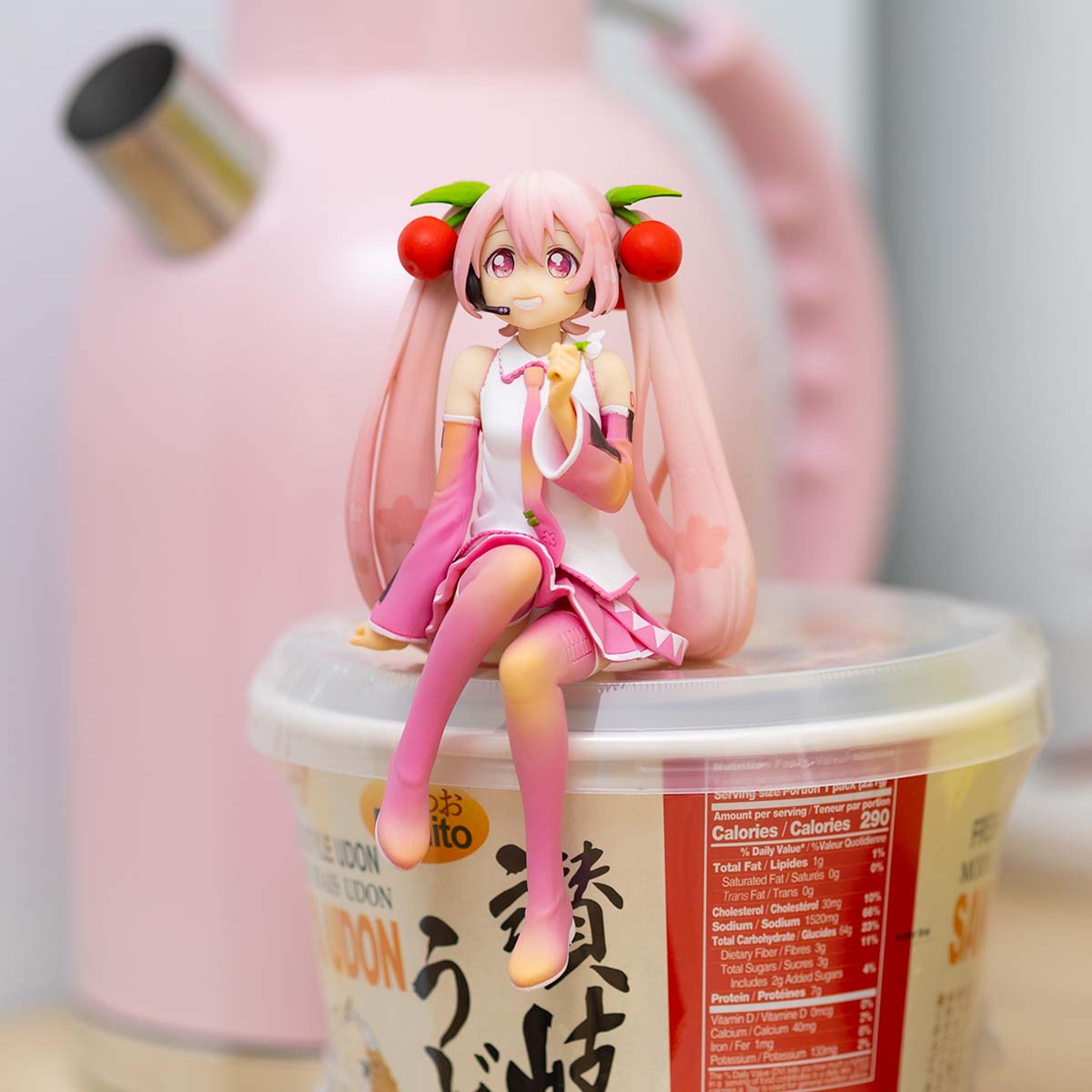 Alternate View 1 of Sakura Hatsune Miku Noodle Stopper Figure
