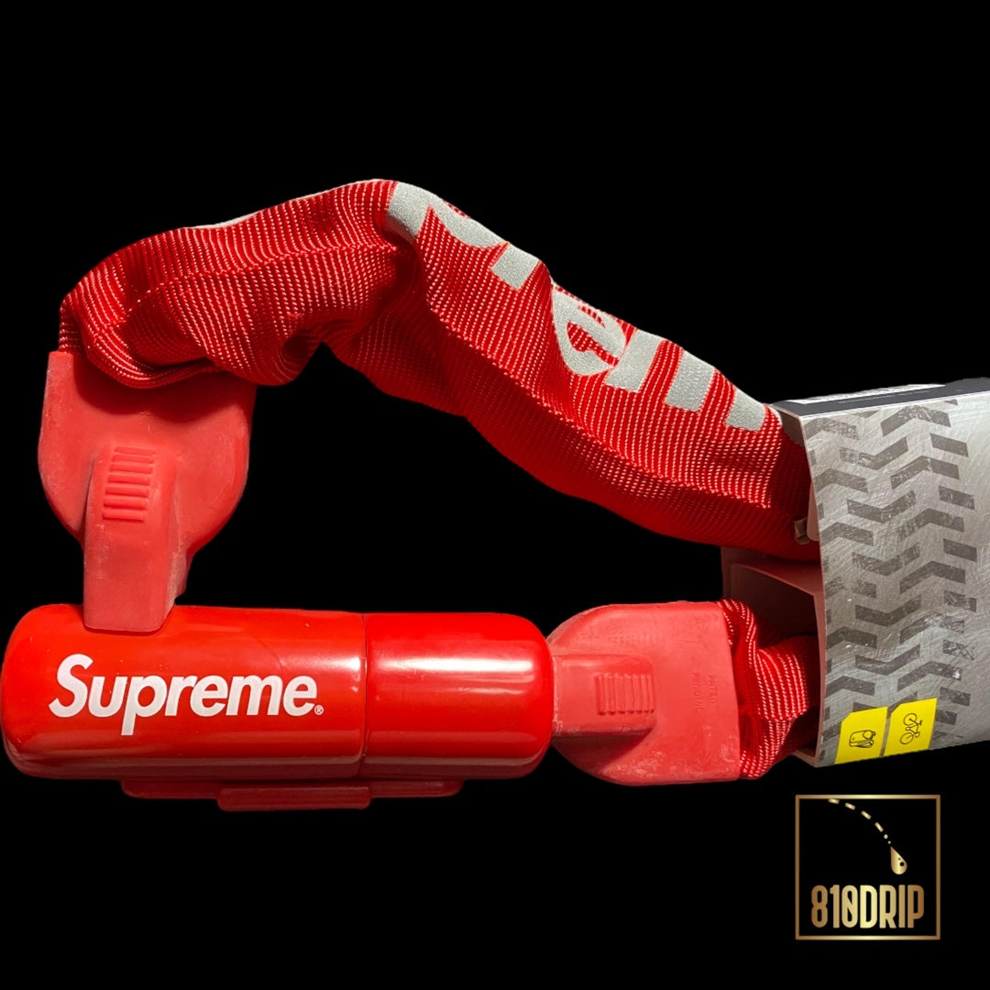 Supreme®/Kryptonite Integrated ChainLock