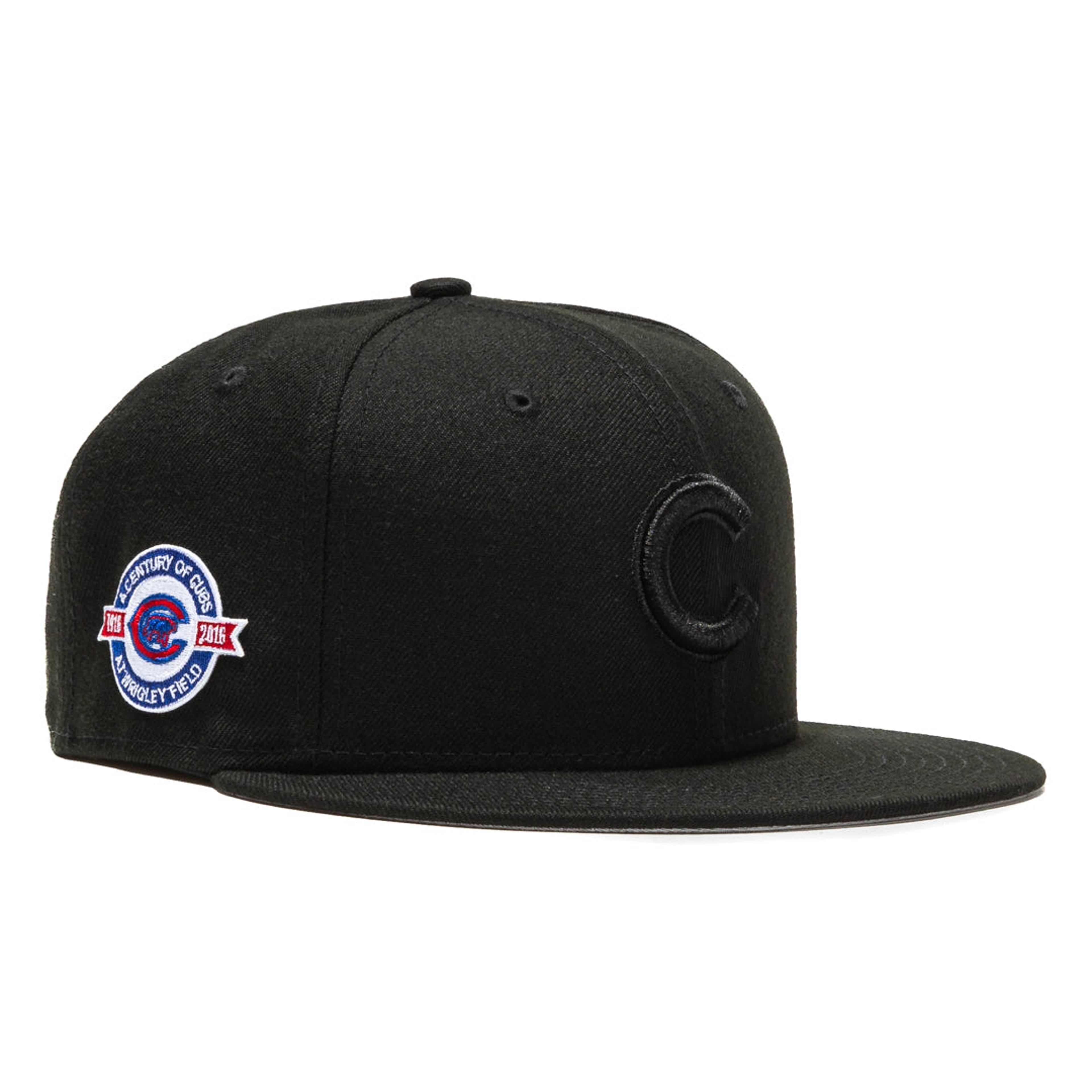 New Era 59FIFTY Chicago Cubs Patch Pride Fitted Hat 7 1/8