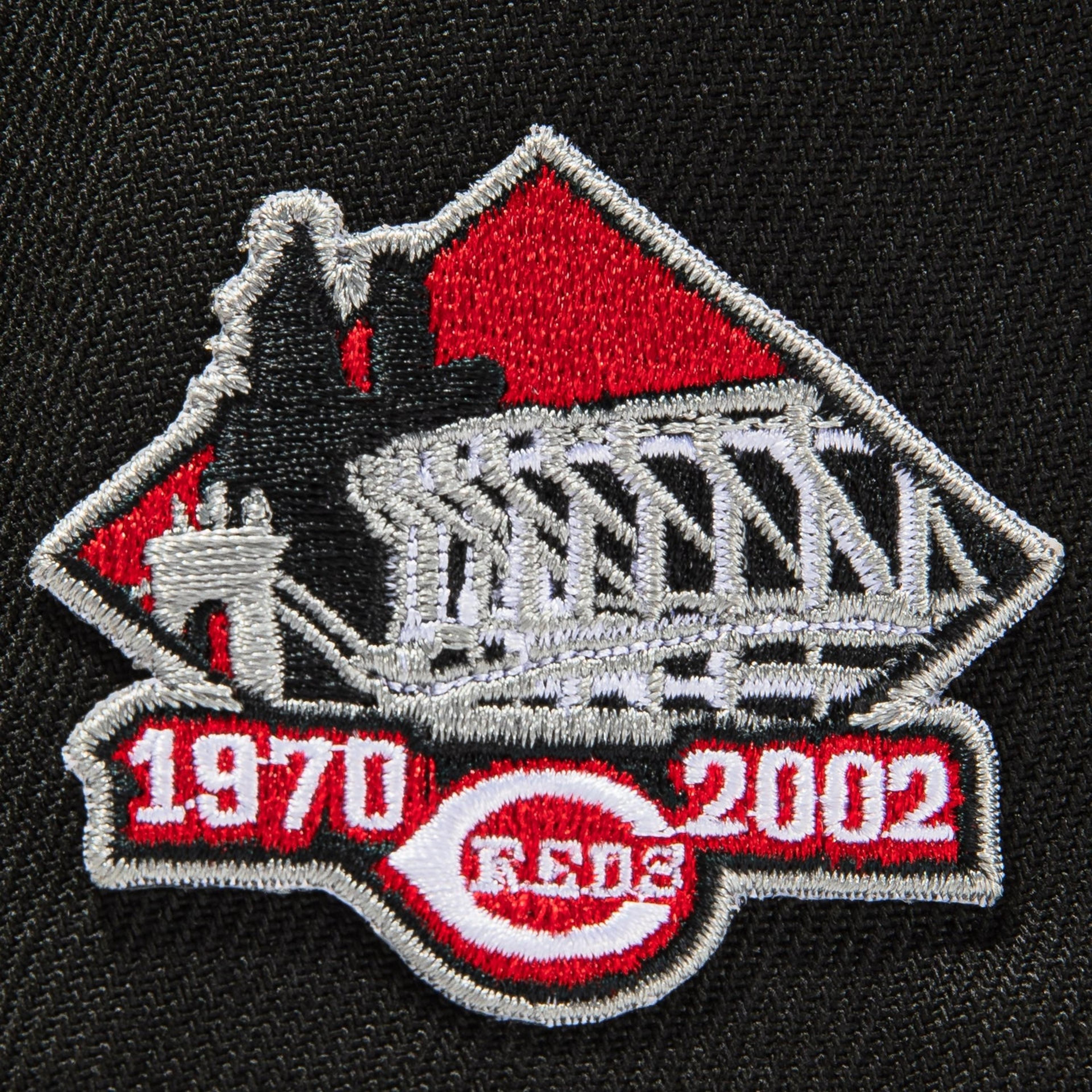 New Era 59FIFTY Cincinnati Reds 1976 Patch Hat - Black, Black Black on Black / 7 5/8