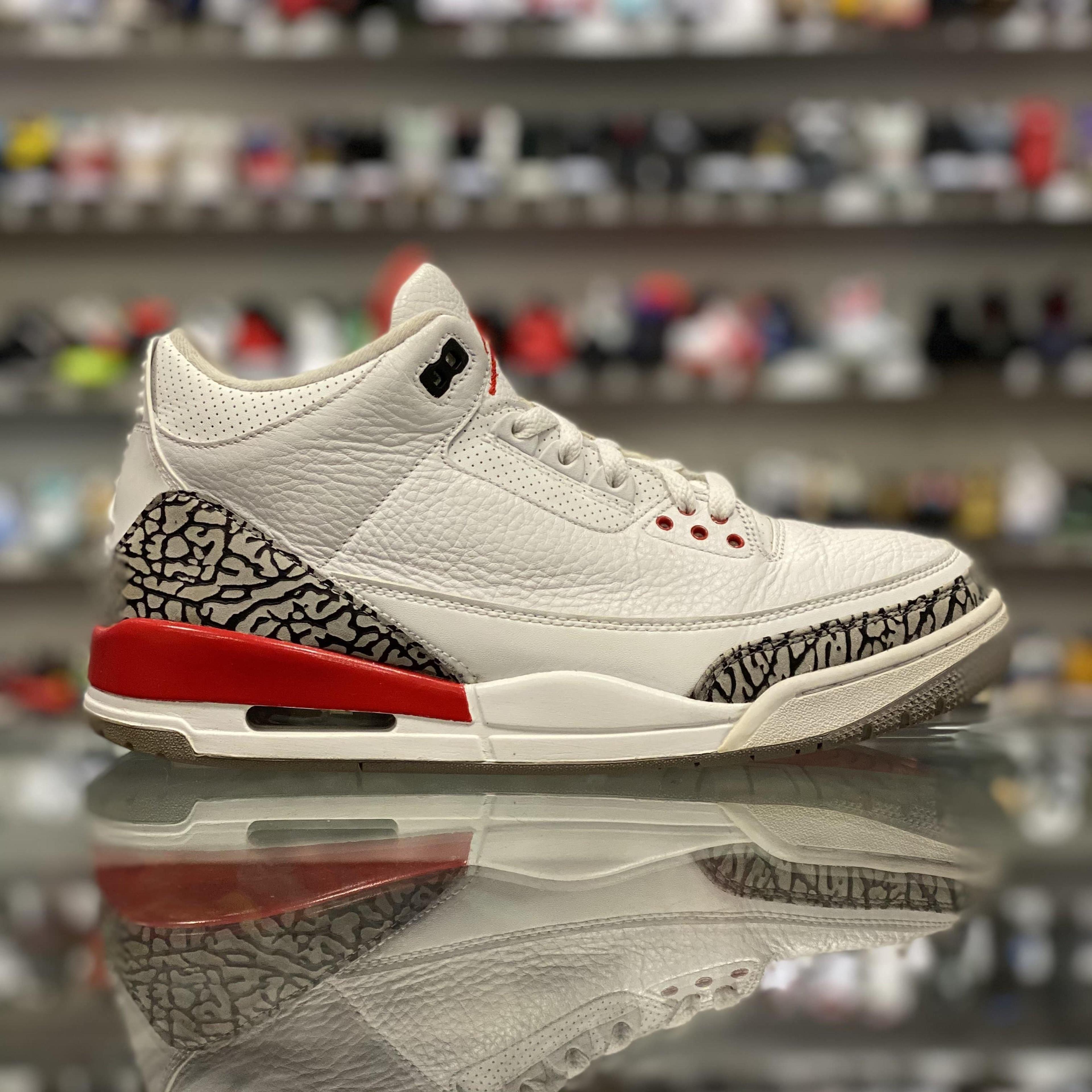 Alternate View 3 of Air Jordan 3 Retro “Katrina (Hall Of Fame)”