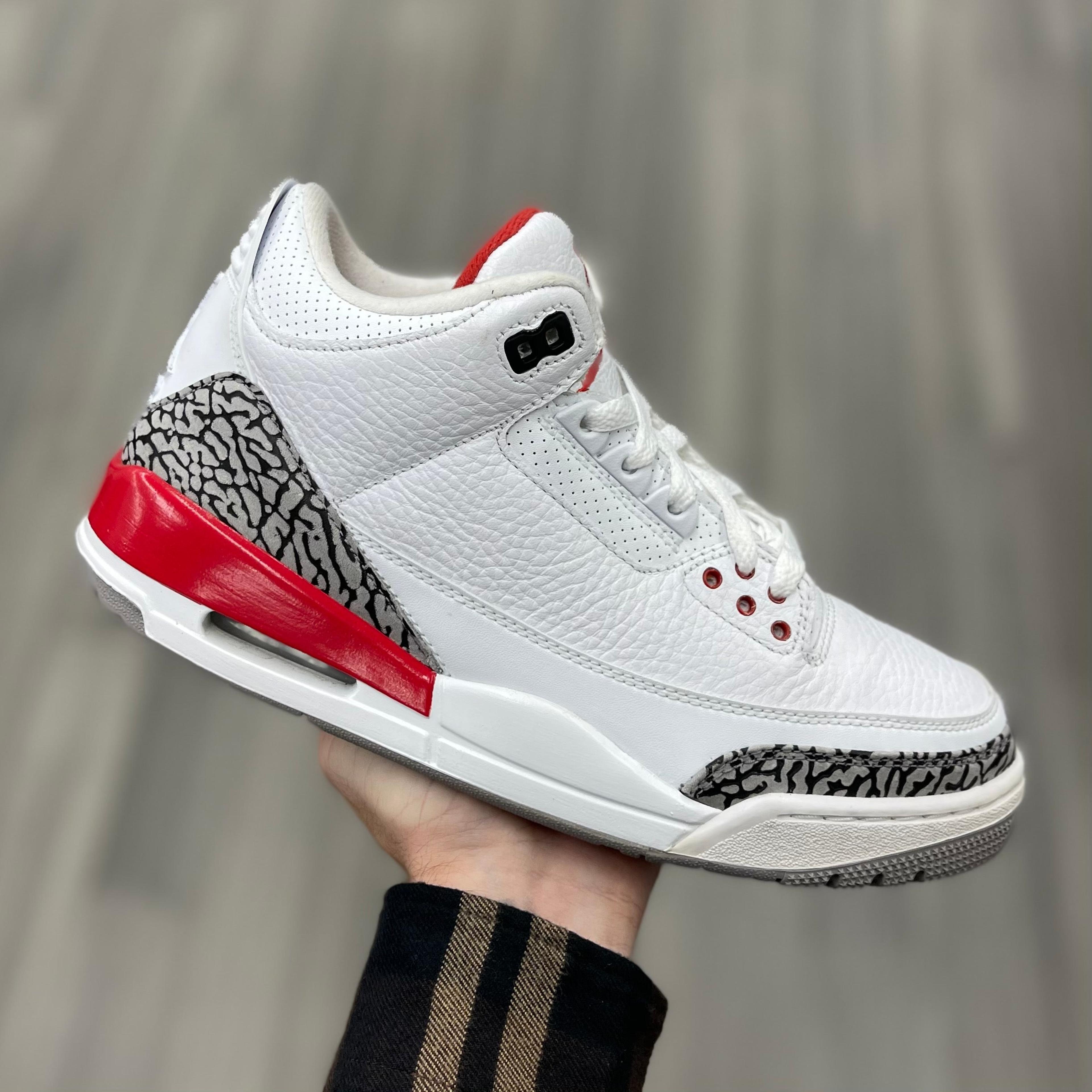 Alternate View 31 of Air Jordan 3 Retro “Katrina (Hall Of Fame)”