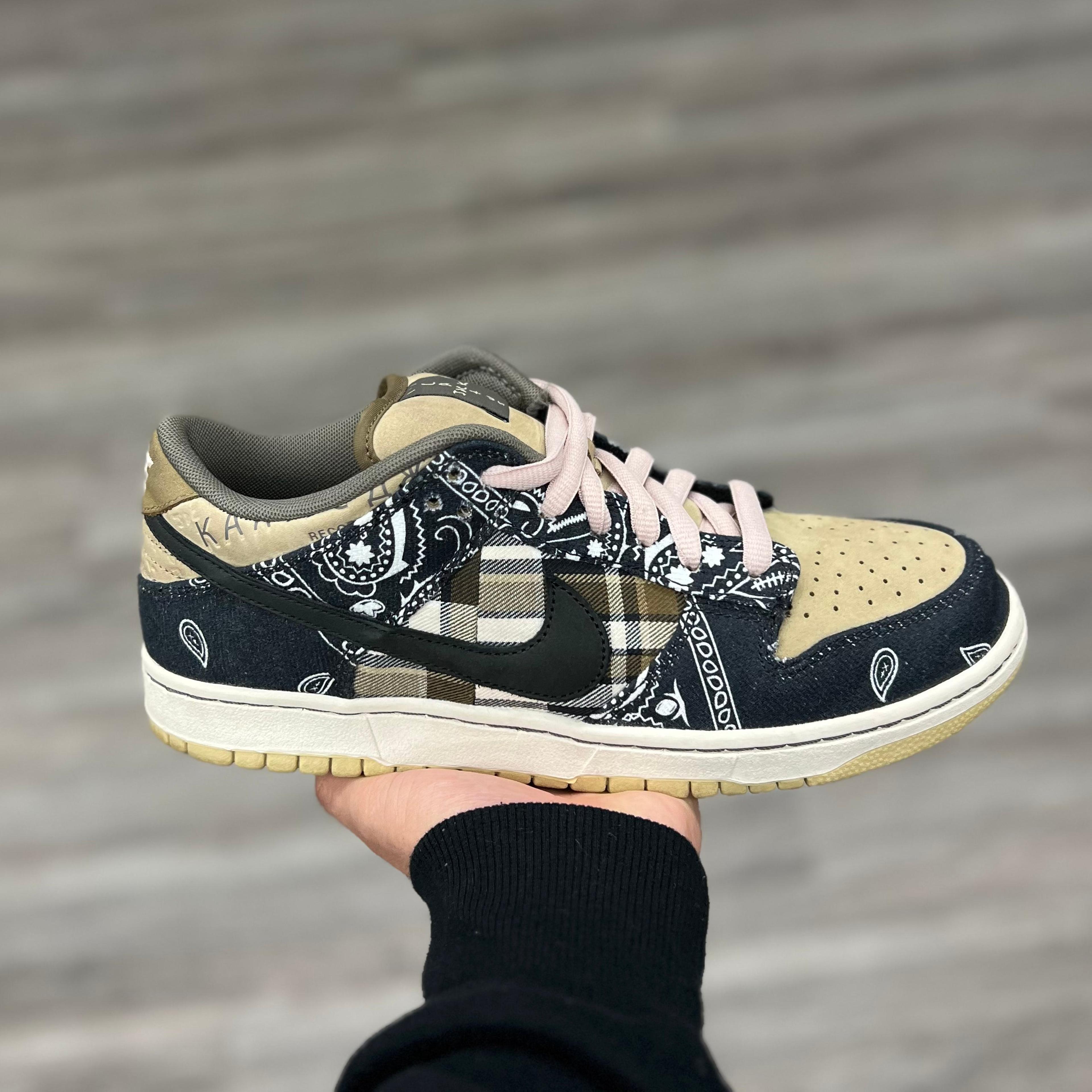 Alternate View 1 of Nike SB Dunk Low “Travis Scott”