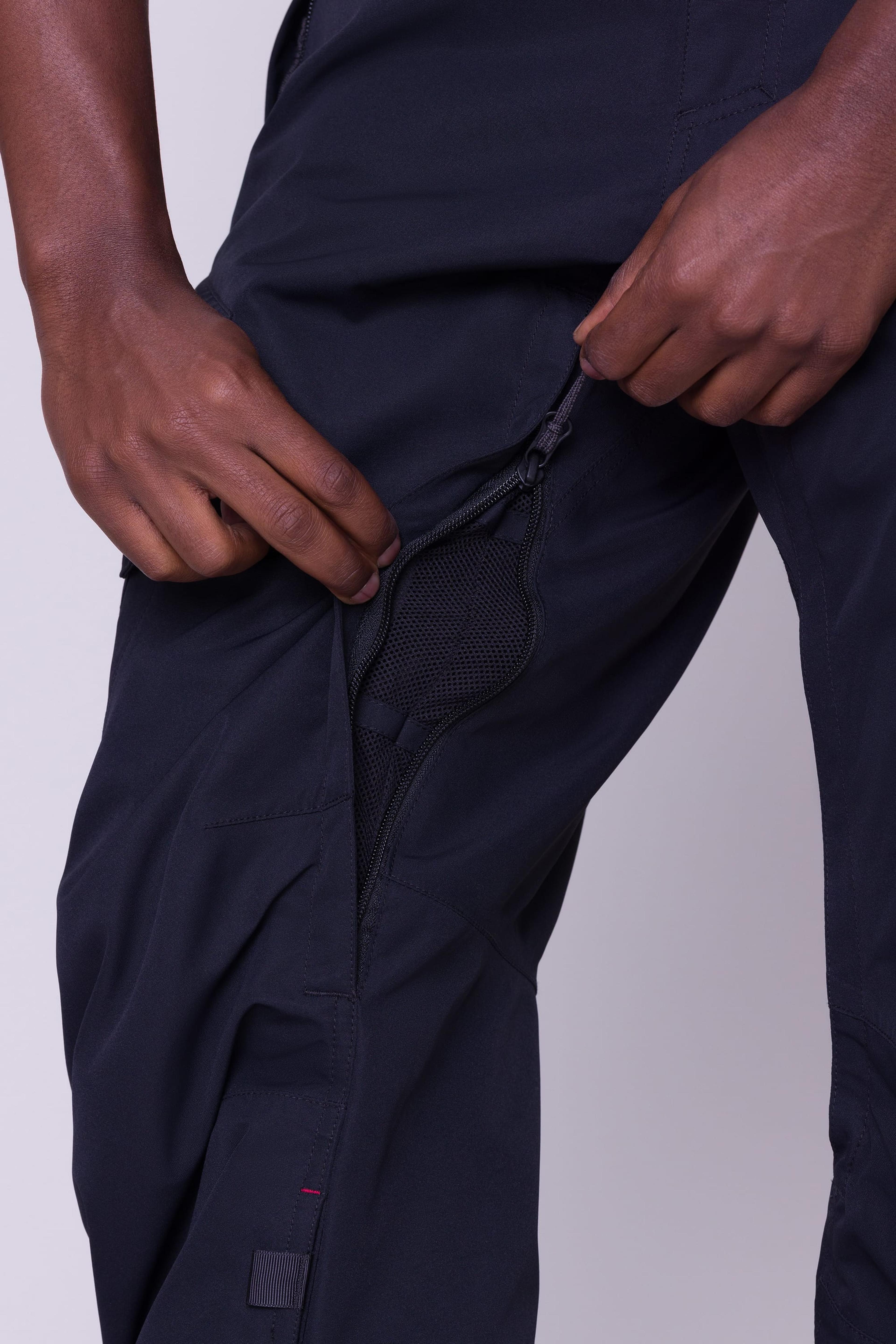 Alternate View 4 of 686 Men's SMARTY 3-in-1 Cargo Pant