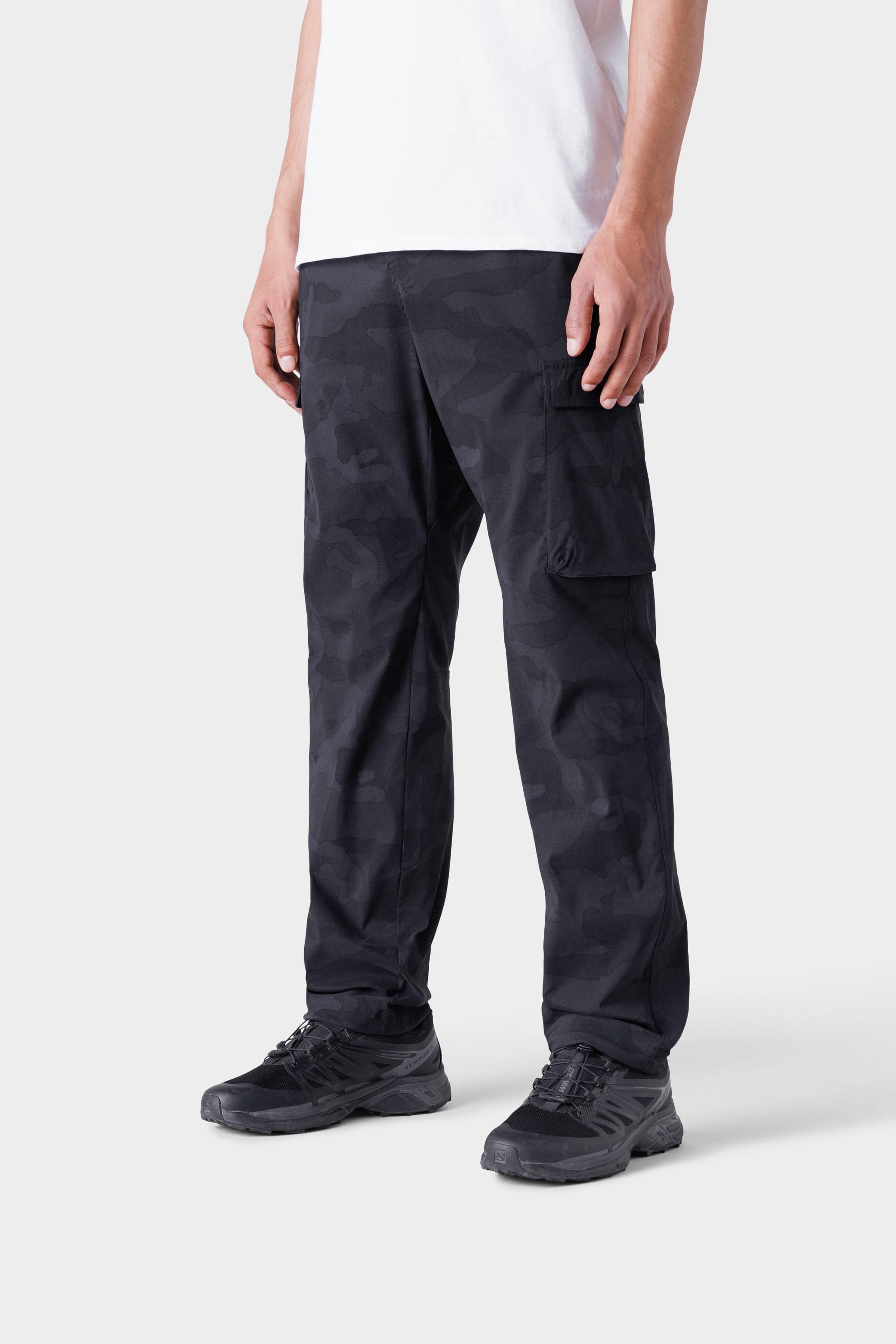 Alternate View 24 of 686 Men's Traveler Featherlight Cargo Pant - Wide Tapered Fit
