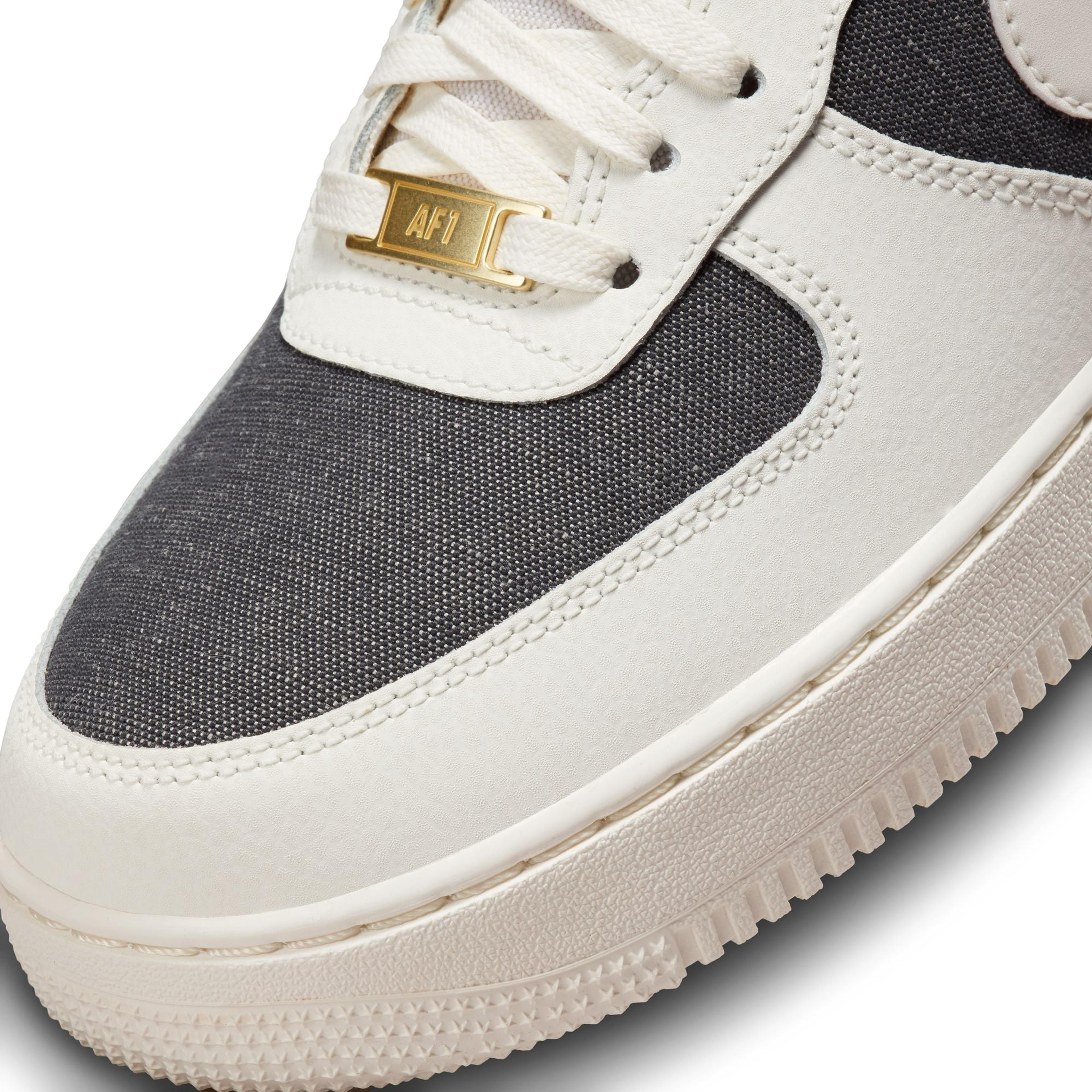 Men's Nike Air Force 1 Low '07 LV8 Black Smoke Grey -Size 13 -CZ0337 001  -NEW