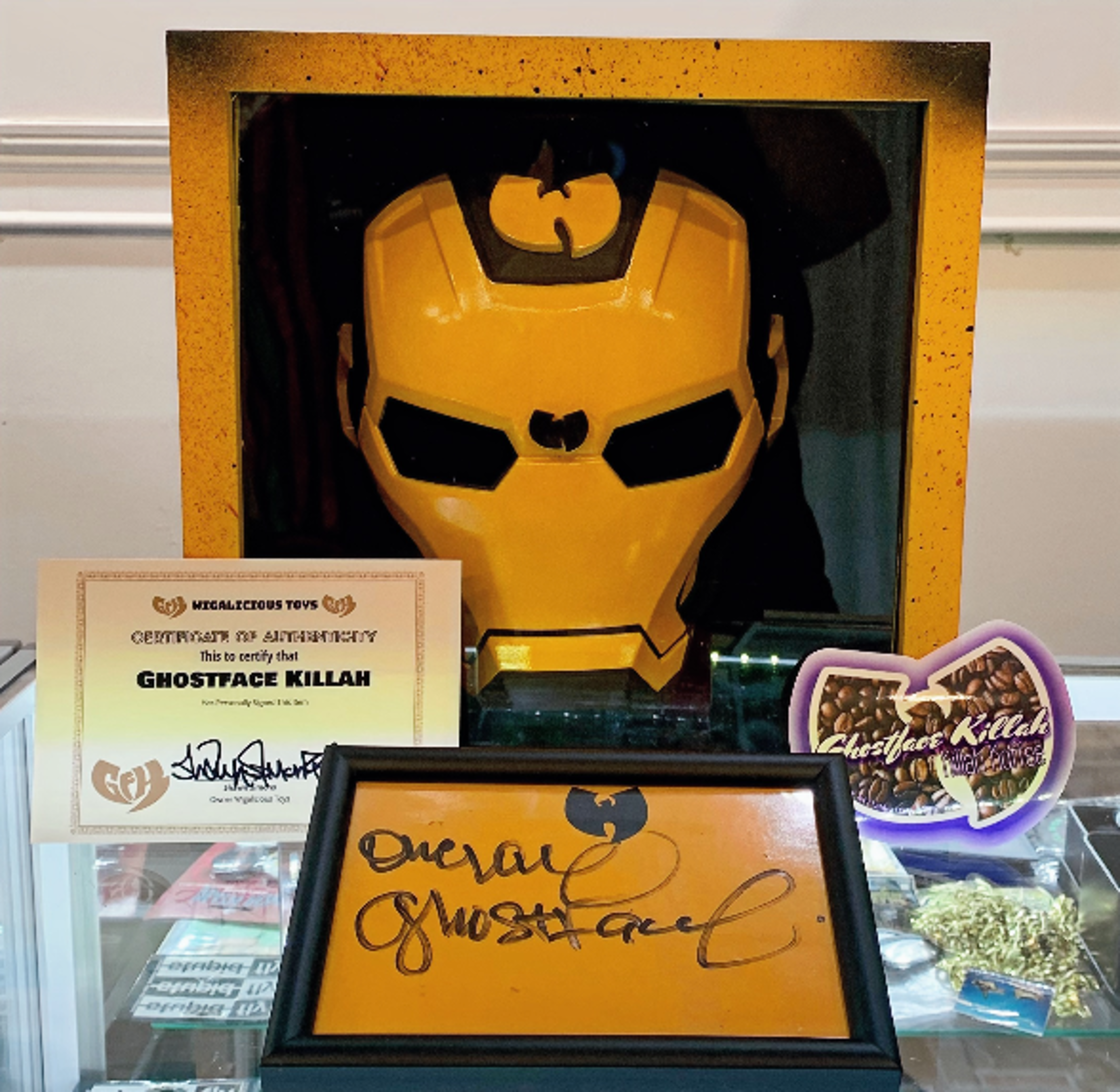 Wu-Tang Custom Iron-Man Mask and Ghostface Killah Signature 2