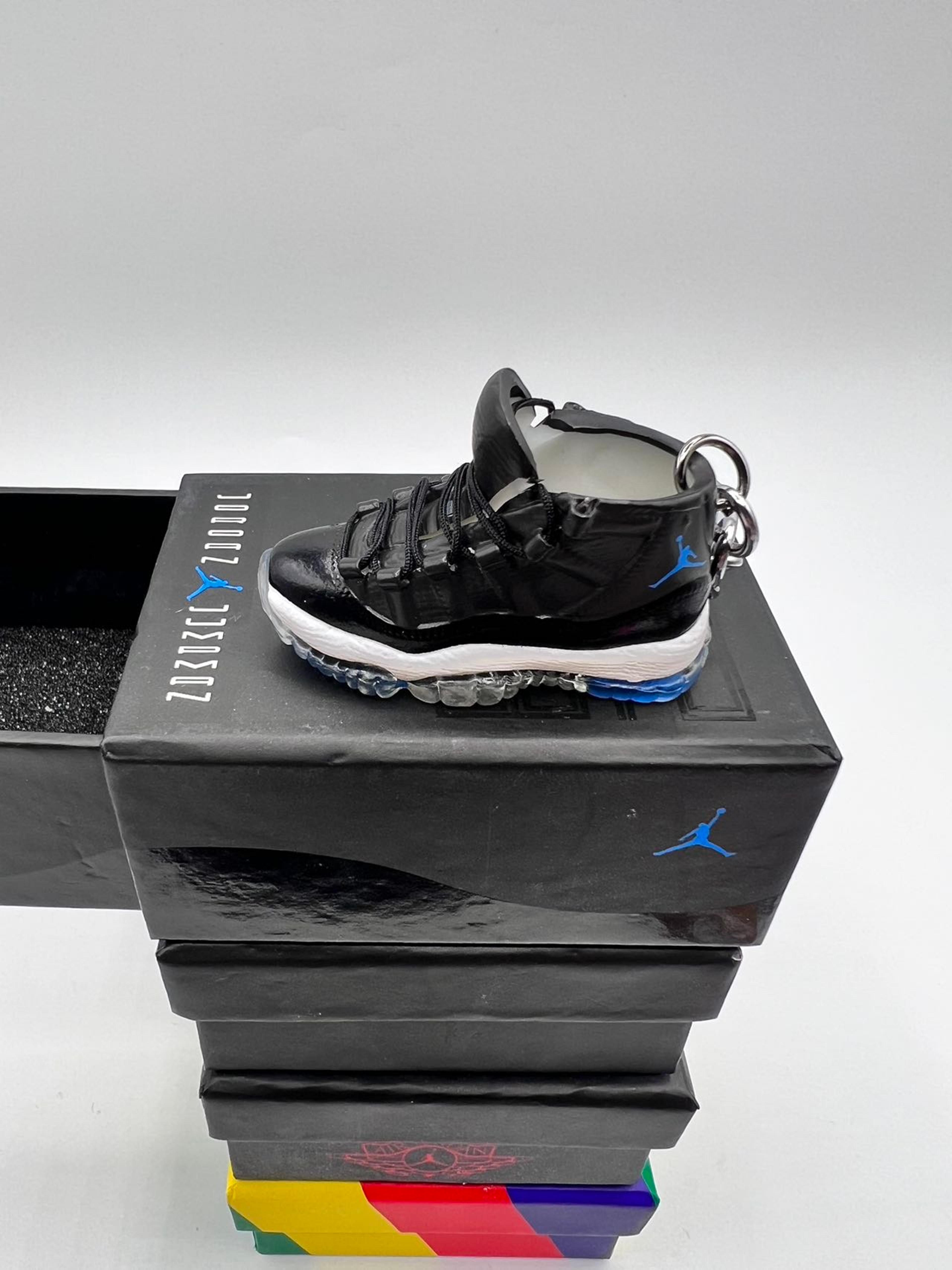 Free Shipping Nike Mini Jordan 11 PS Space Jam Keychain With Matching Box