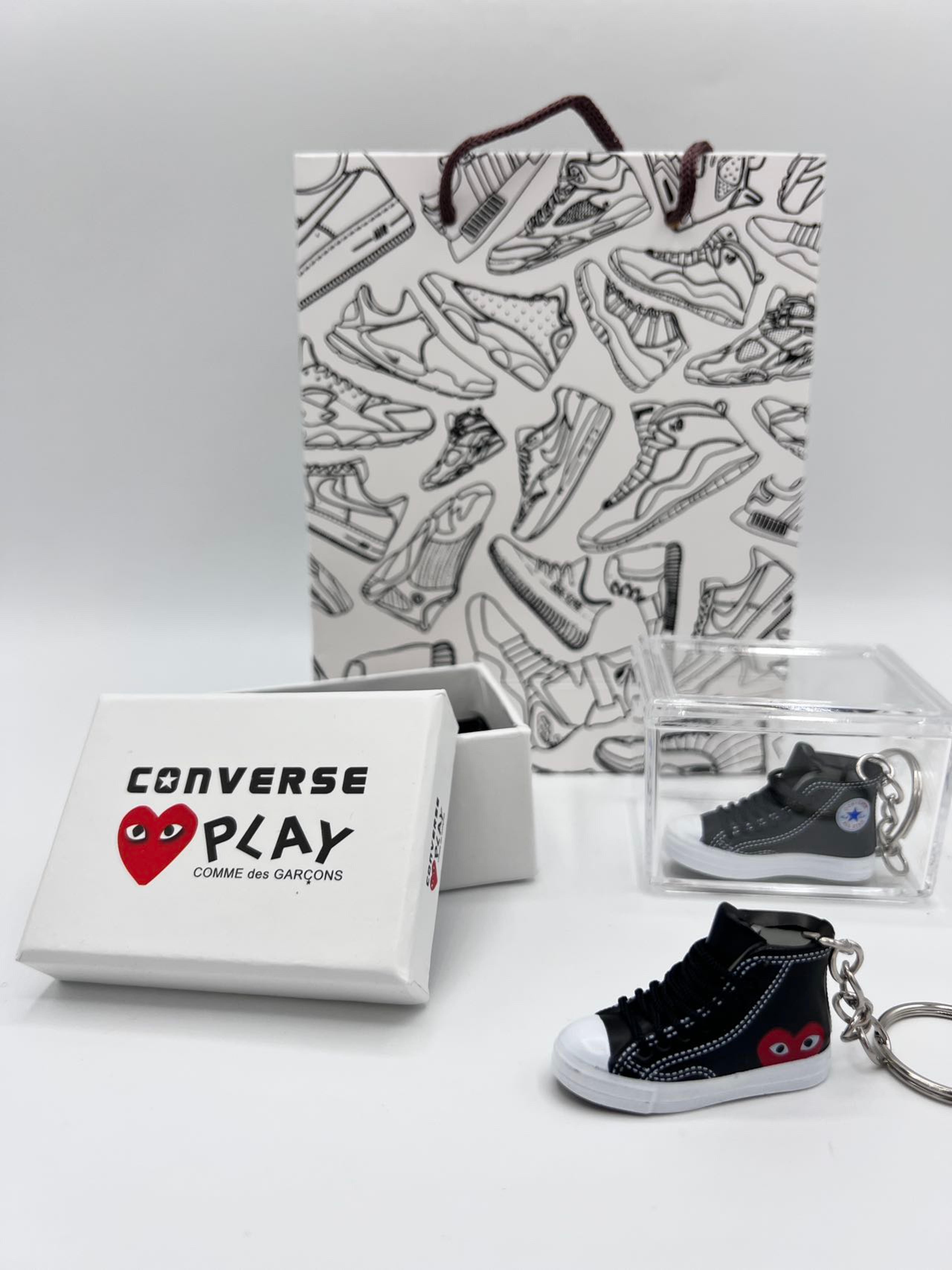 Free Shipping | Converse x Comme des Garçons PLAY Chuck Taylor All Star Peek-A-Boo High-Top Sneakers｜Mini Casual Classic Superstar Sneakers 3D Keychain ｜ Cardboard Shoebox Option ｜Mini Sneaker Collectible